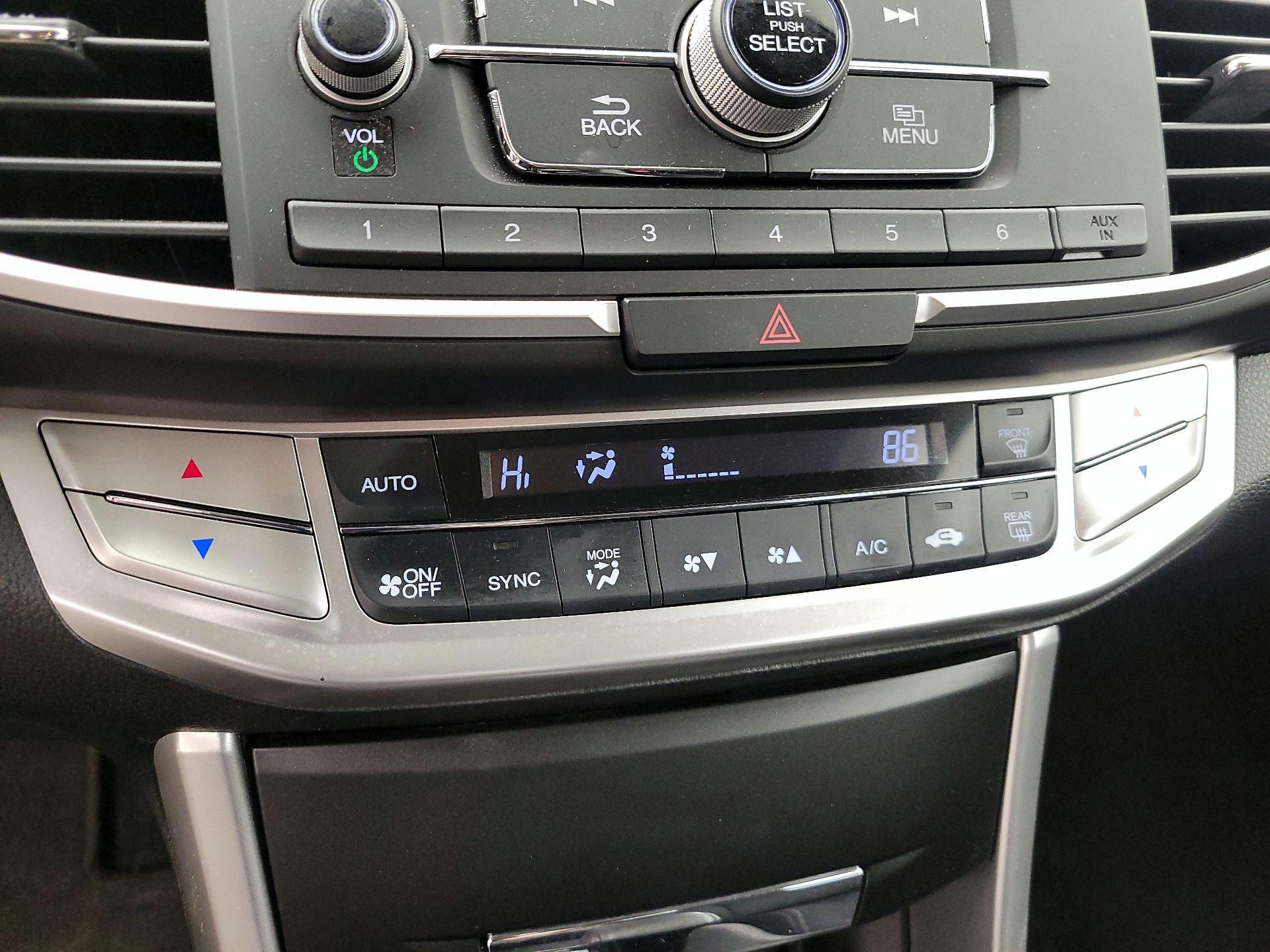 Thumbnail: 2015 Honda Accord - 16