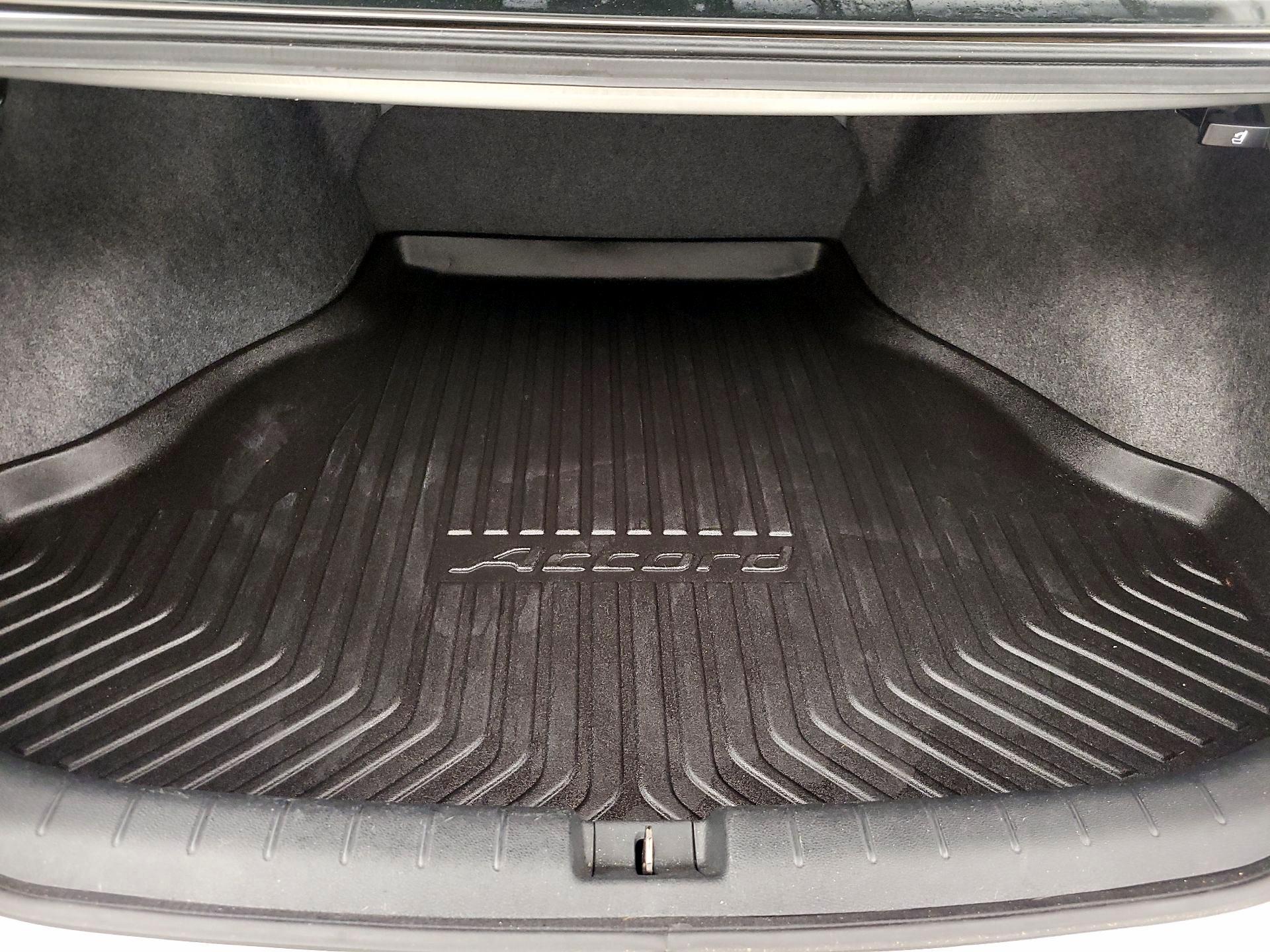 Thumbnail: 2015 Honda Accord - 20