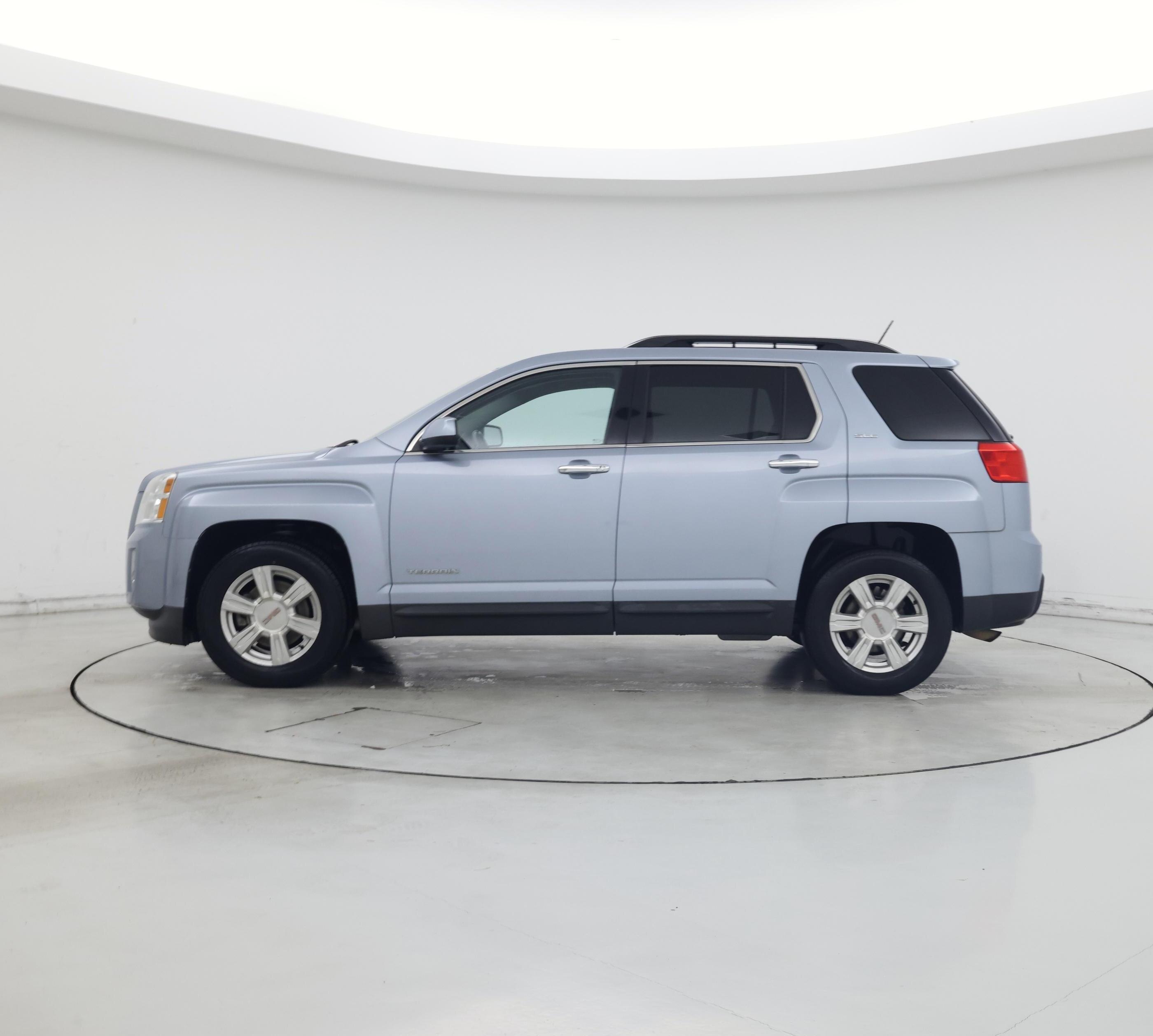 Thumbnail: 2015 GMC Terrain - 3