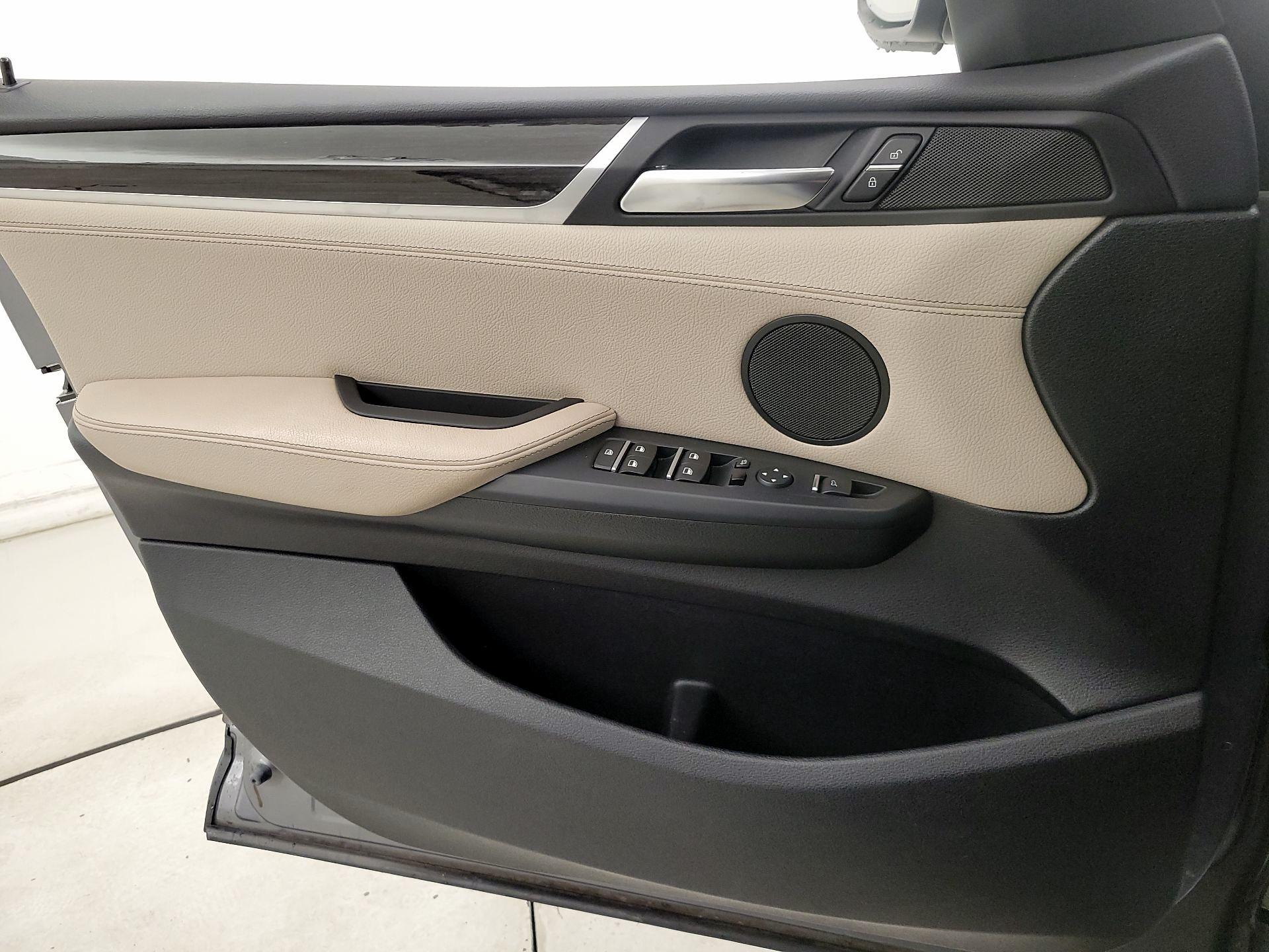 Thumbnail: 2016 BMW X3 - 12