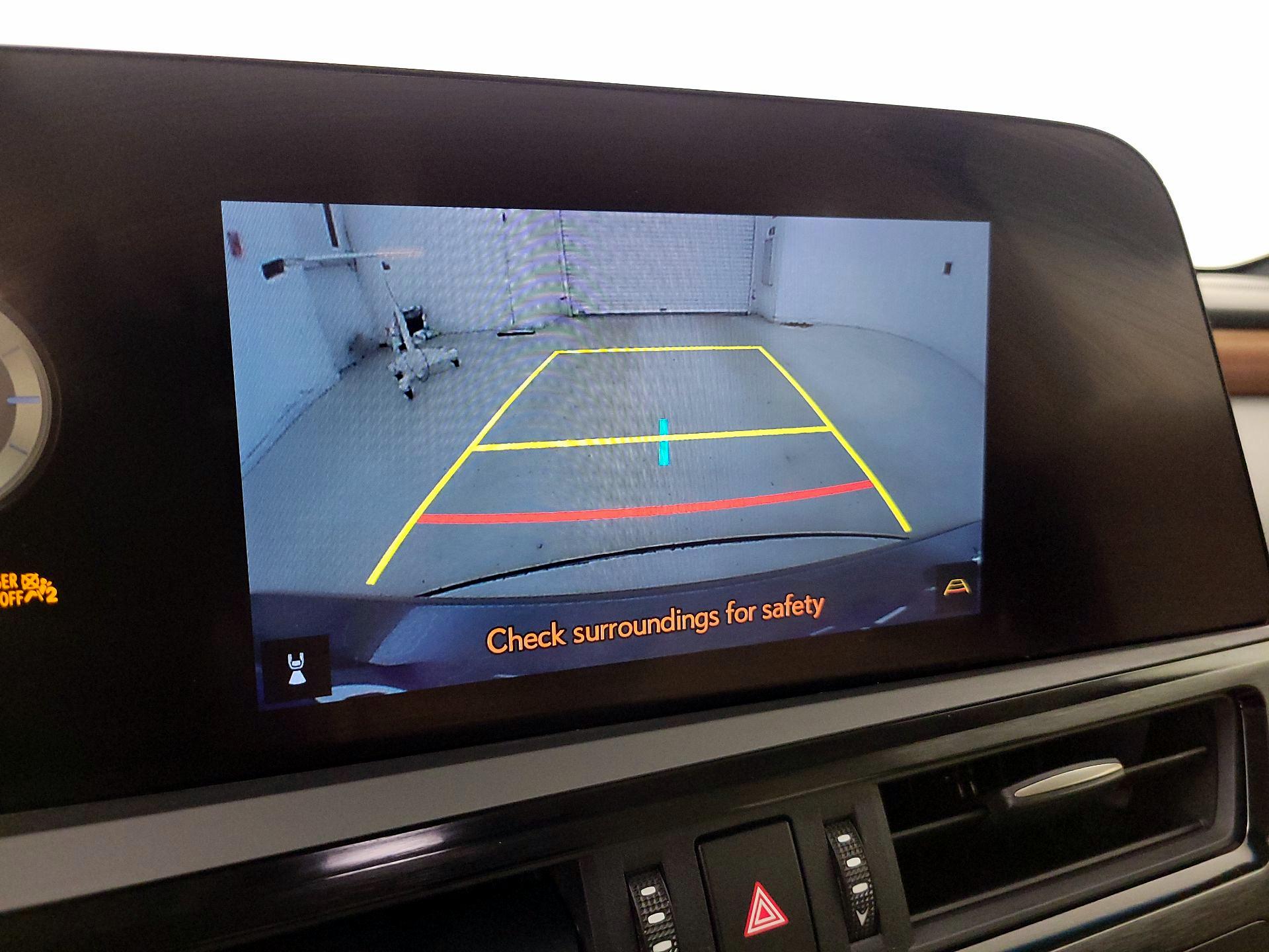 Thumbnail: 2024 Lexus ES - 15