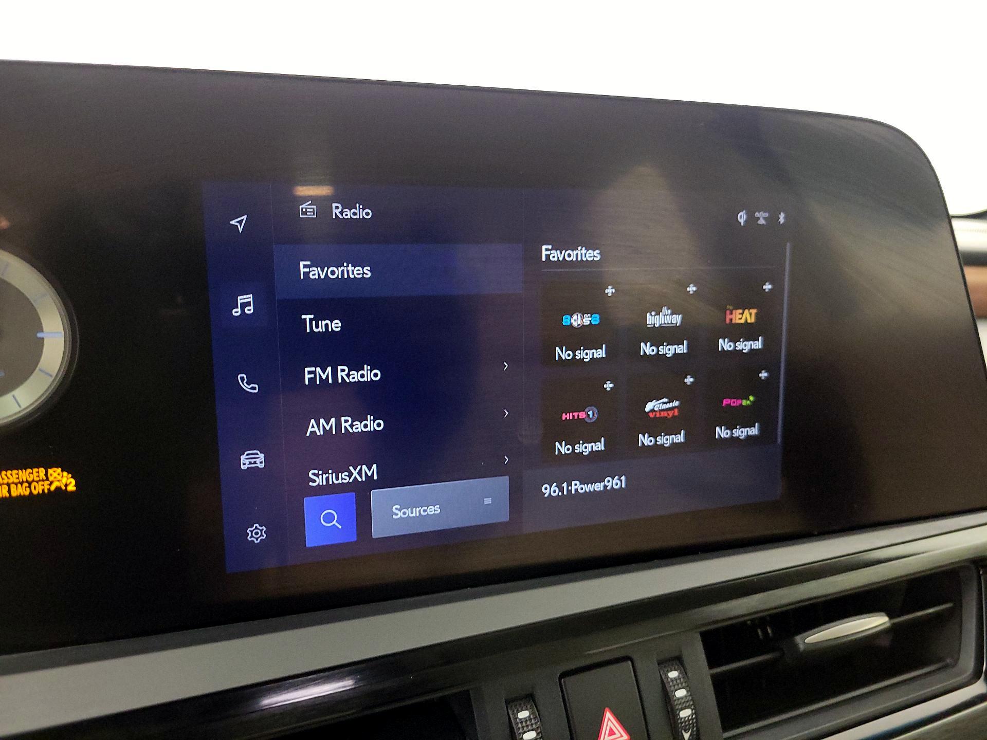 Thumbnail: 2024 Lexus ES - 16