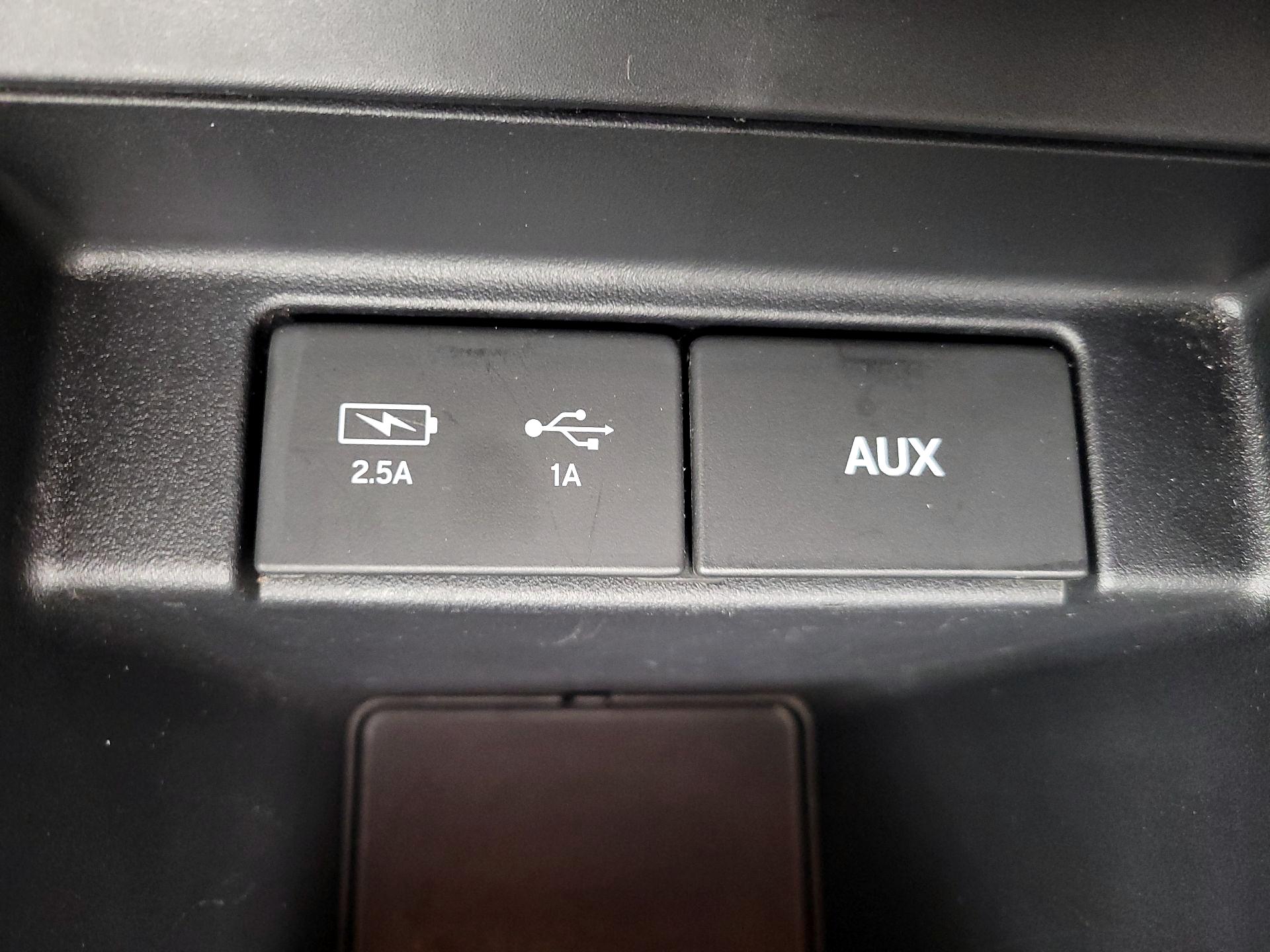 Thumbnail: 2019 Honda Odyssey - 18