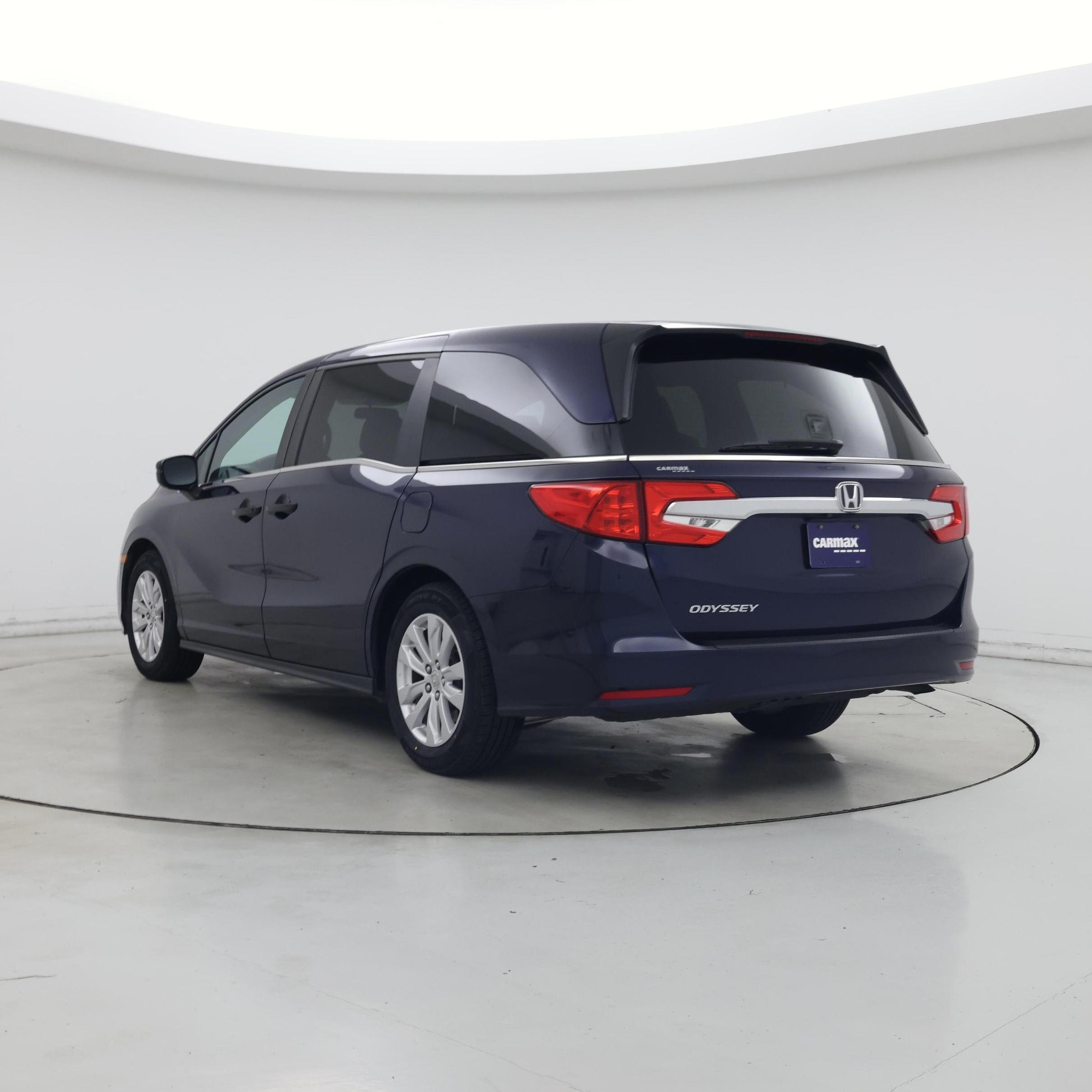 Thumbnail: 2019 Honda Odyssey - 2