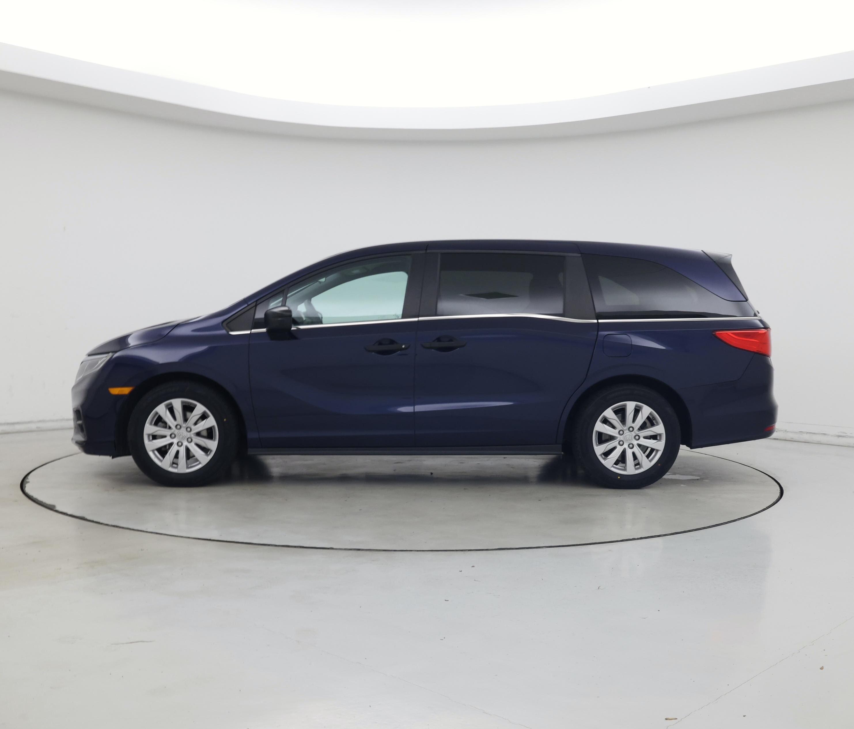 Thumbnail: 2019 Honda Odyssey - 3