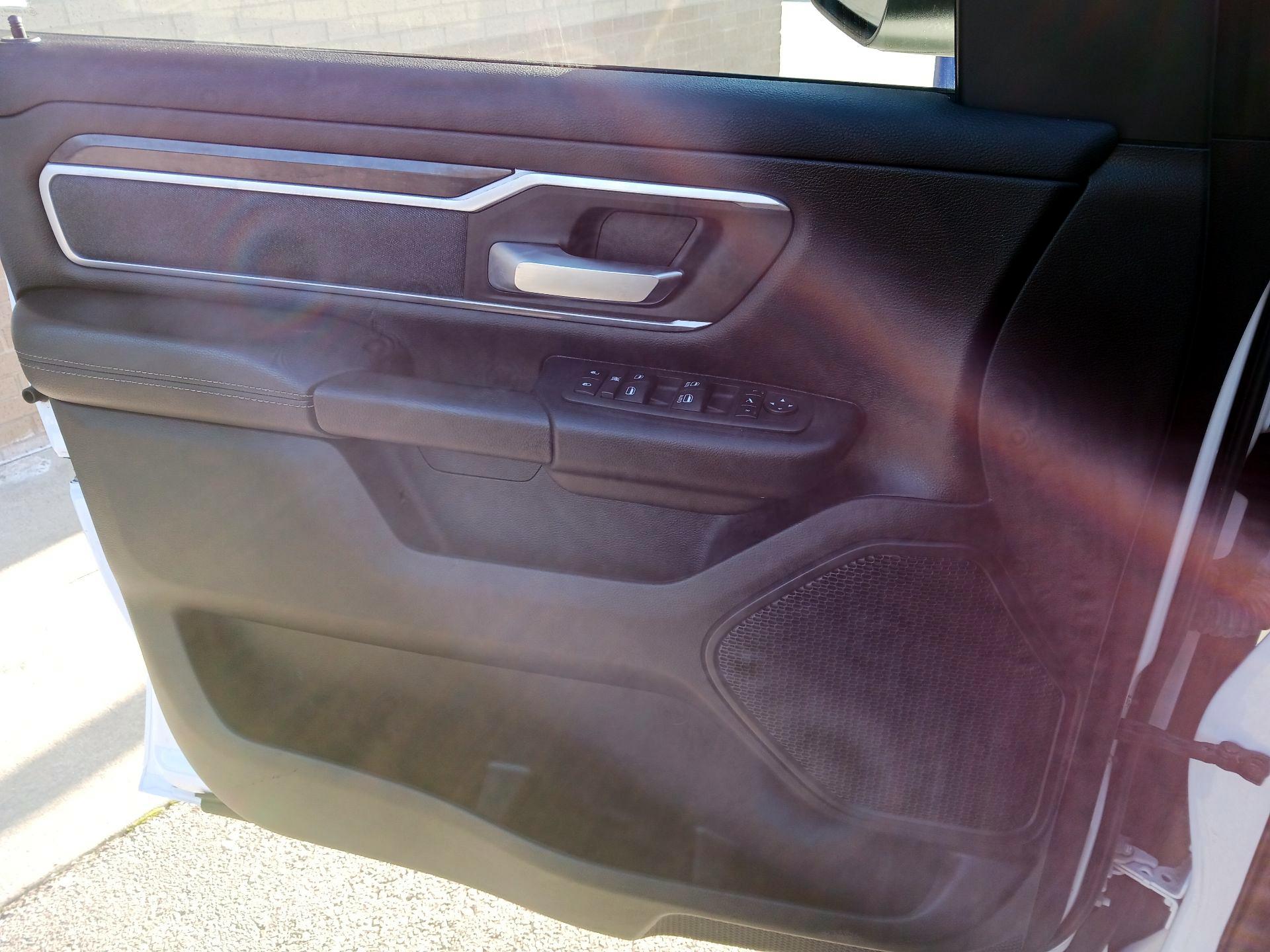 Thumbnail: 2022 RAM 1500 - 10