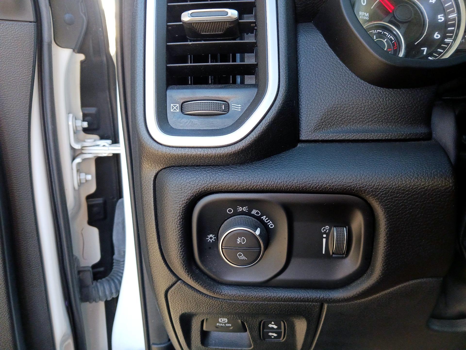 Thumbnail: 2022 RAM 1500 - 11