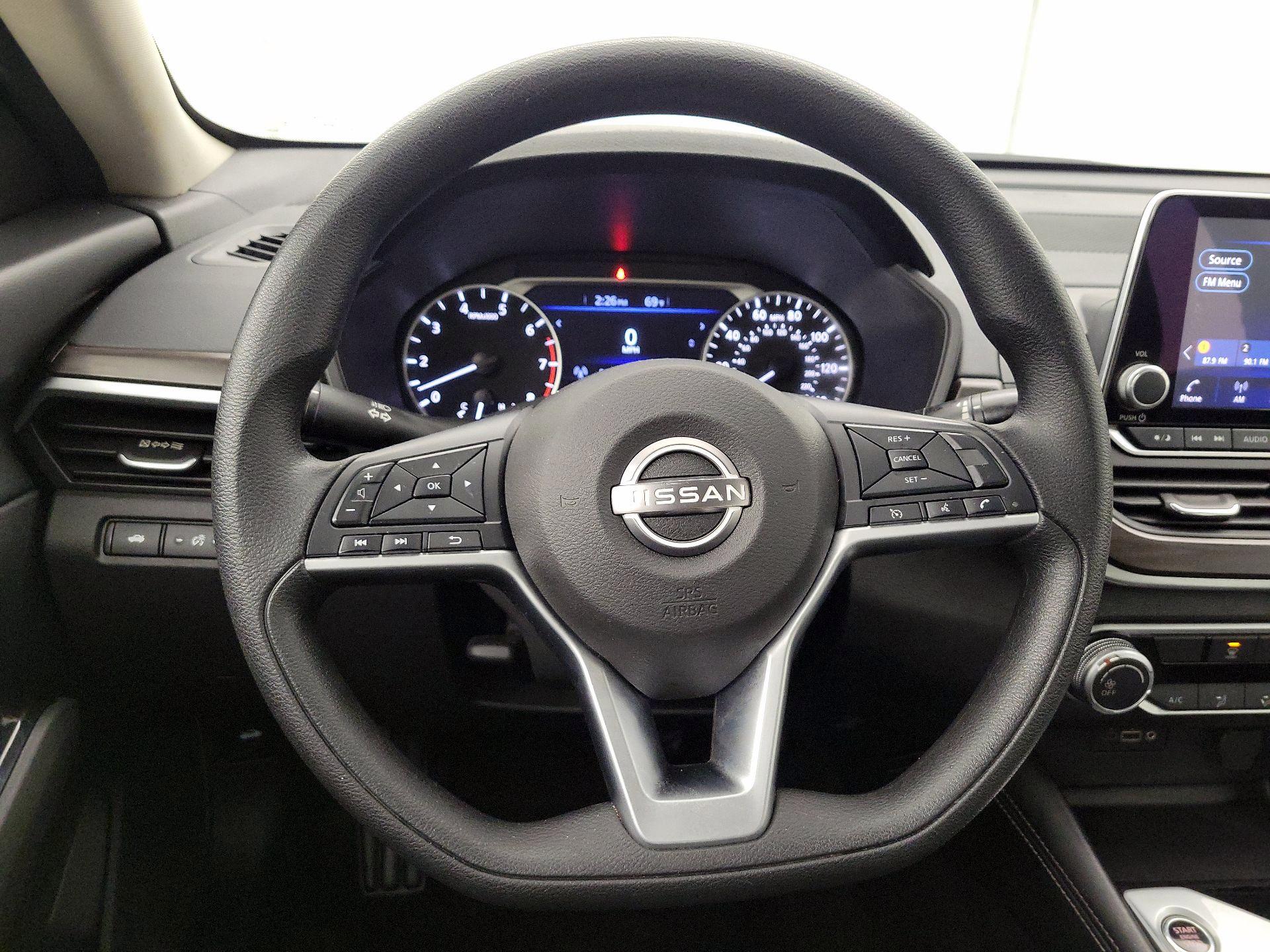 Thumbnail: 2023 Nissan Altima - 10