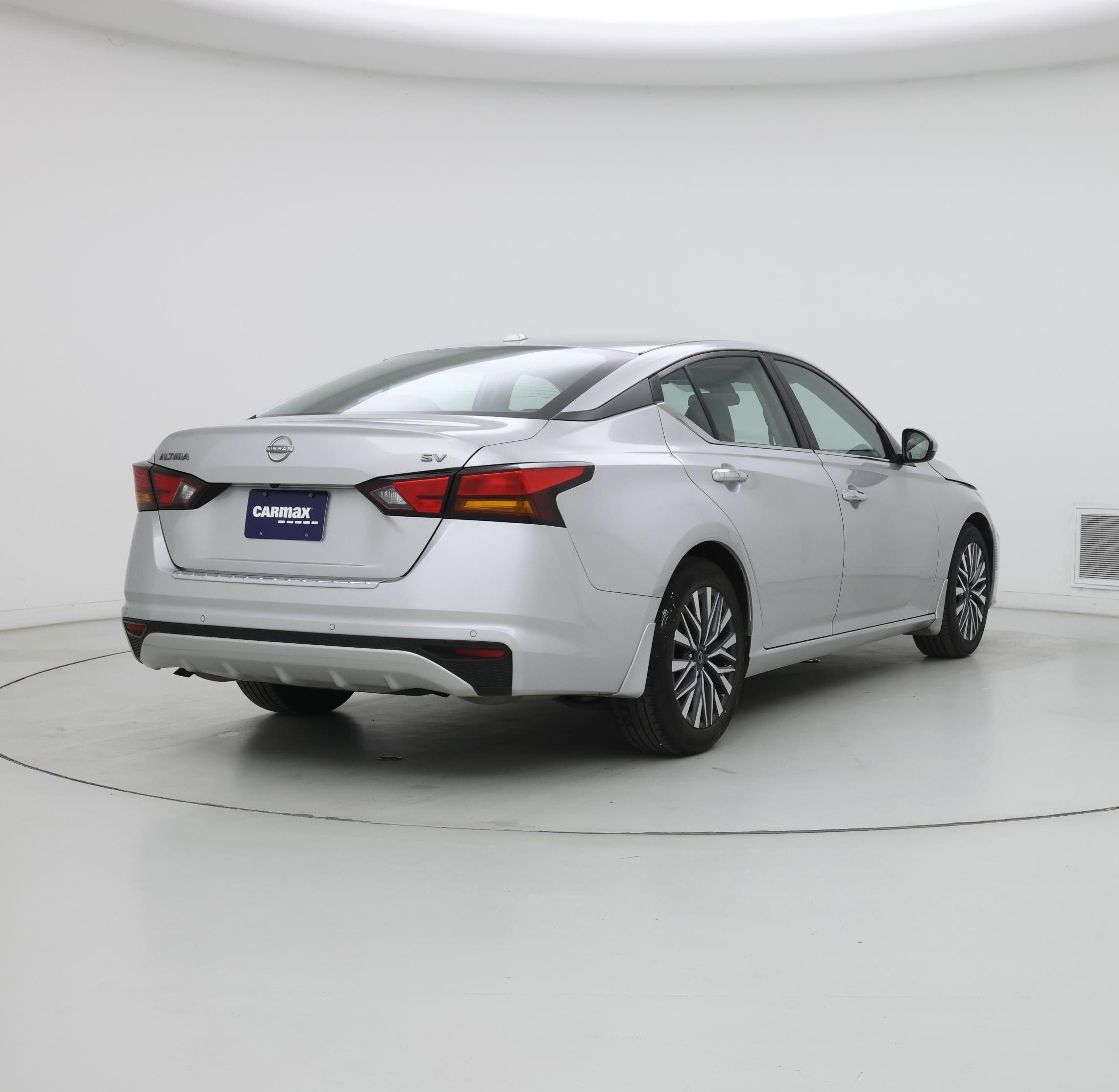 Thumbnail: 2023 Nissan Altima - 8