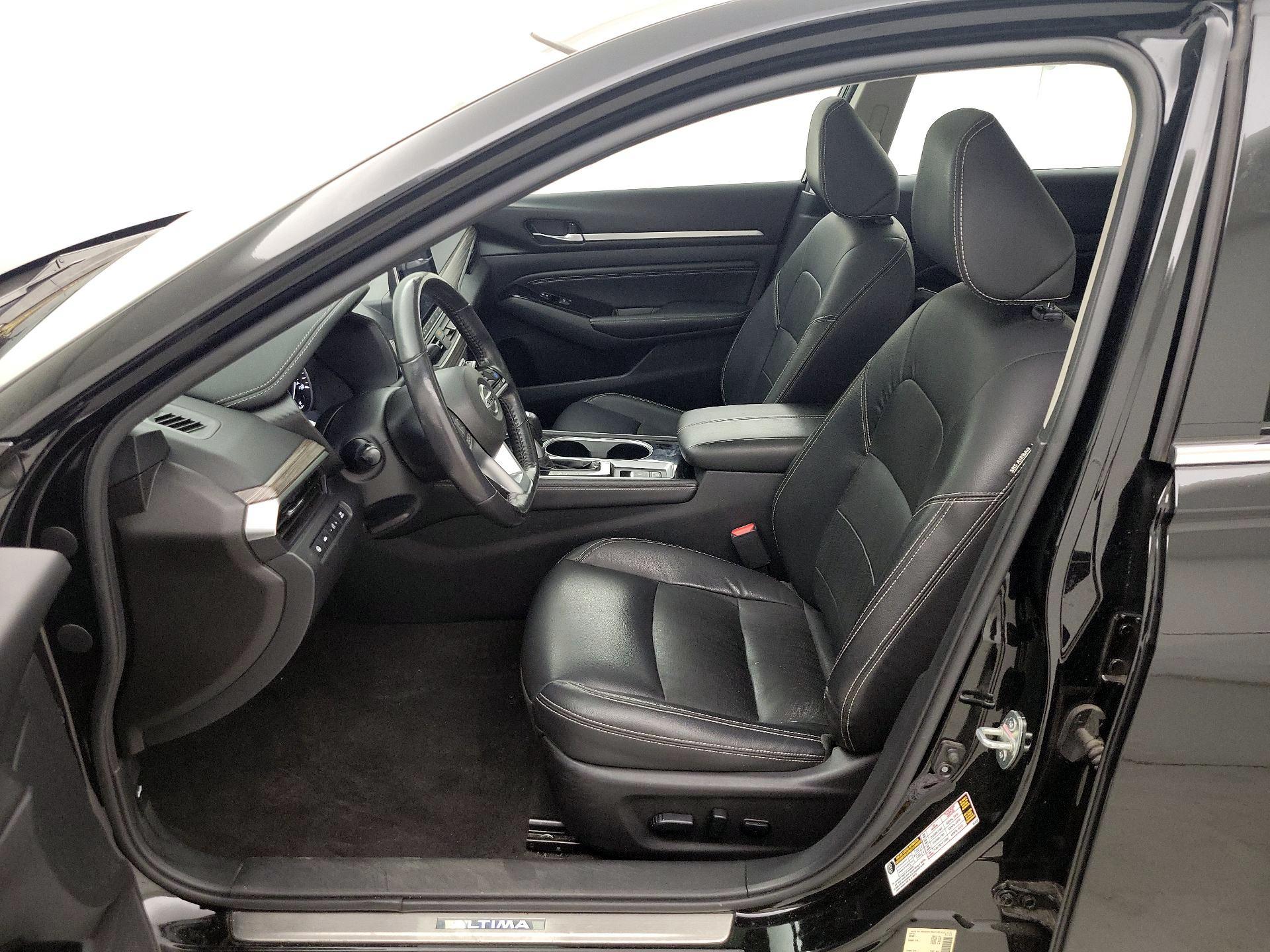 Thumbnail: 2022 Nissan Altima - 11