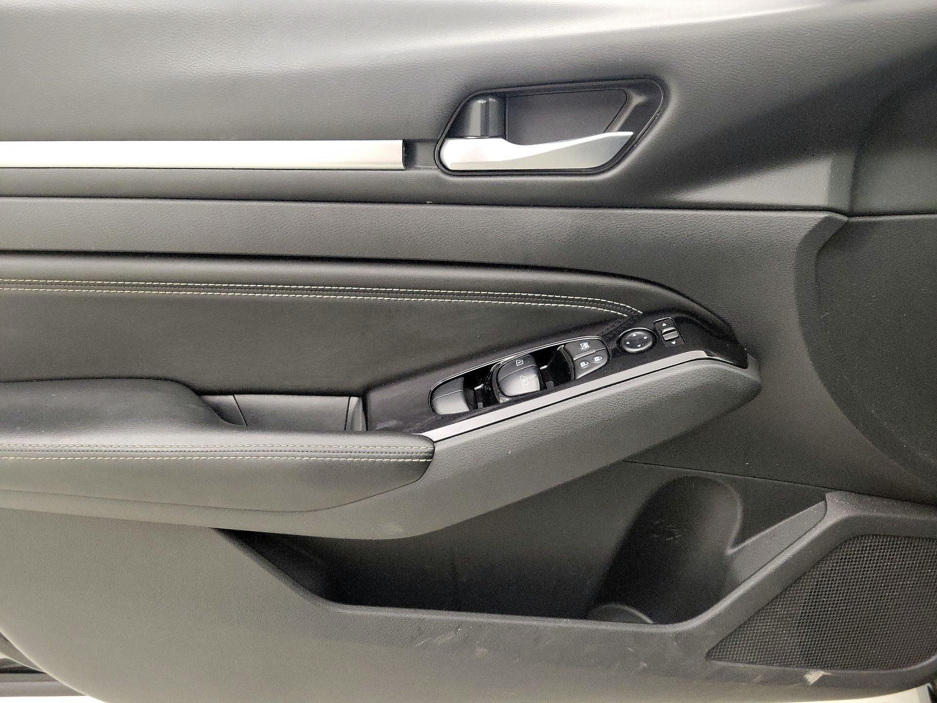 Thumbnail: 2022 Nissan Altima - 12