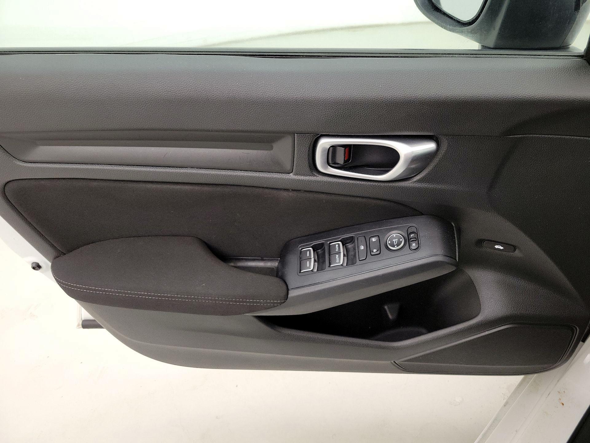 Thumbnail: 2023 Honda Civic - 12