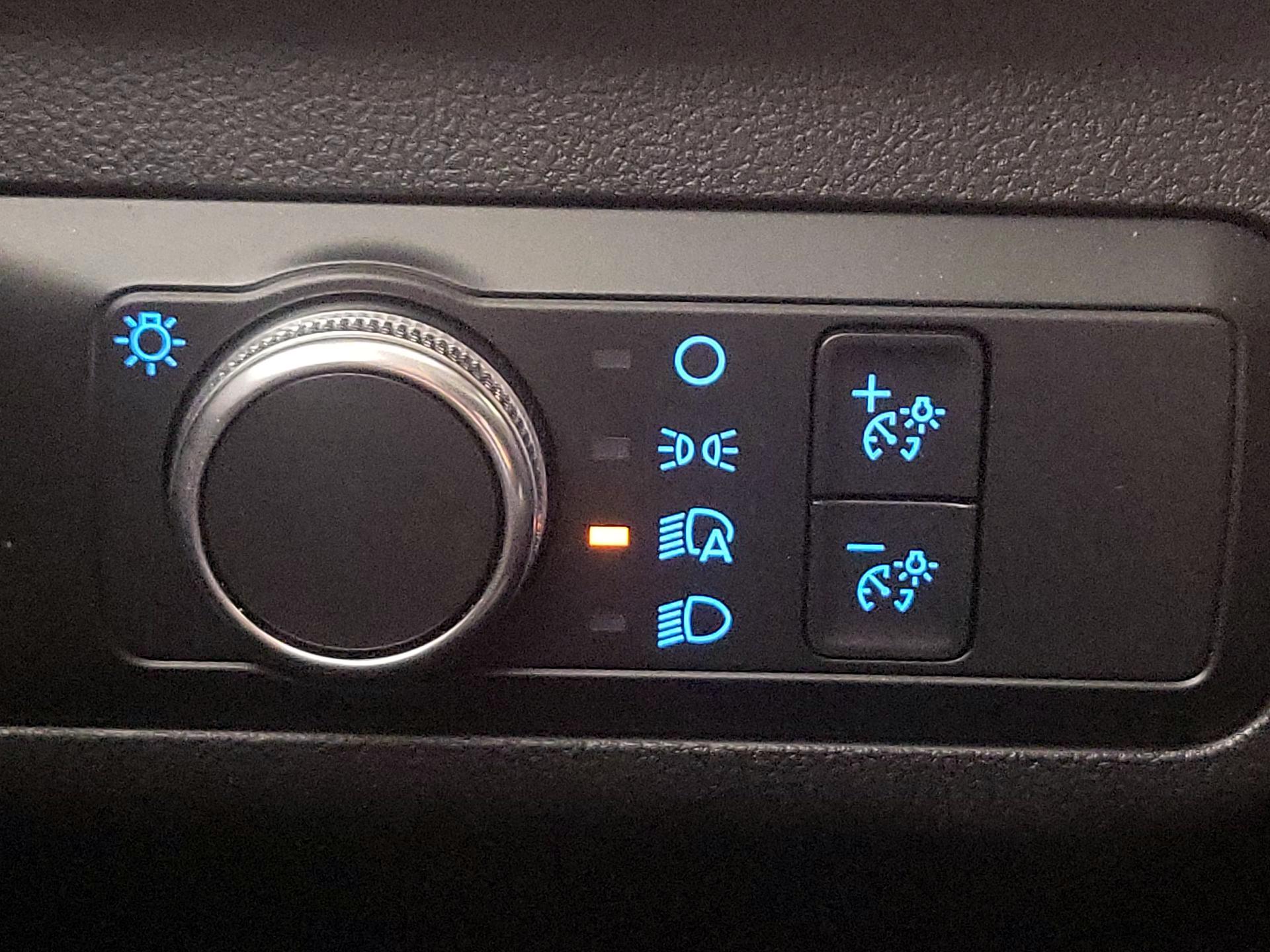 Thumbnail: 2022 Ford Escape - 13