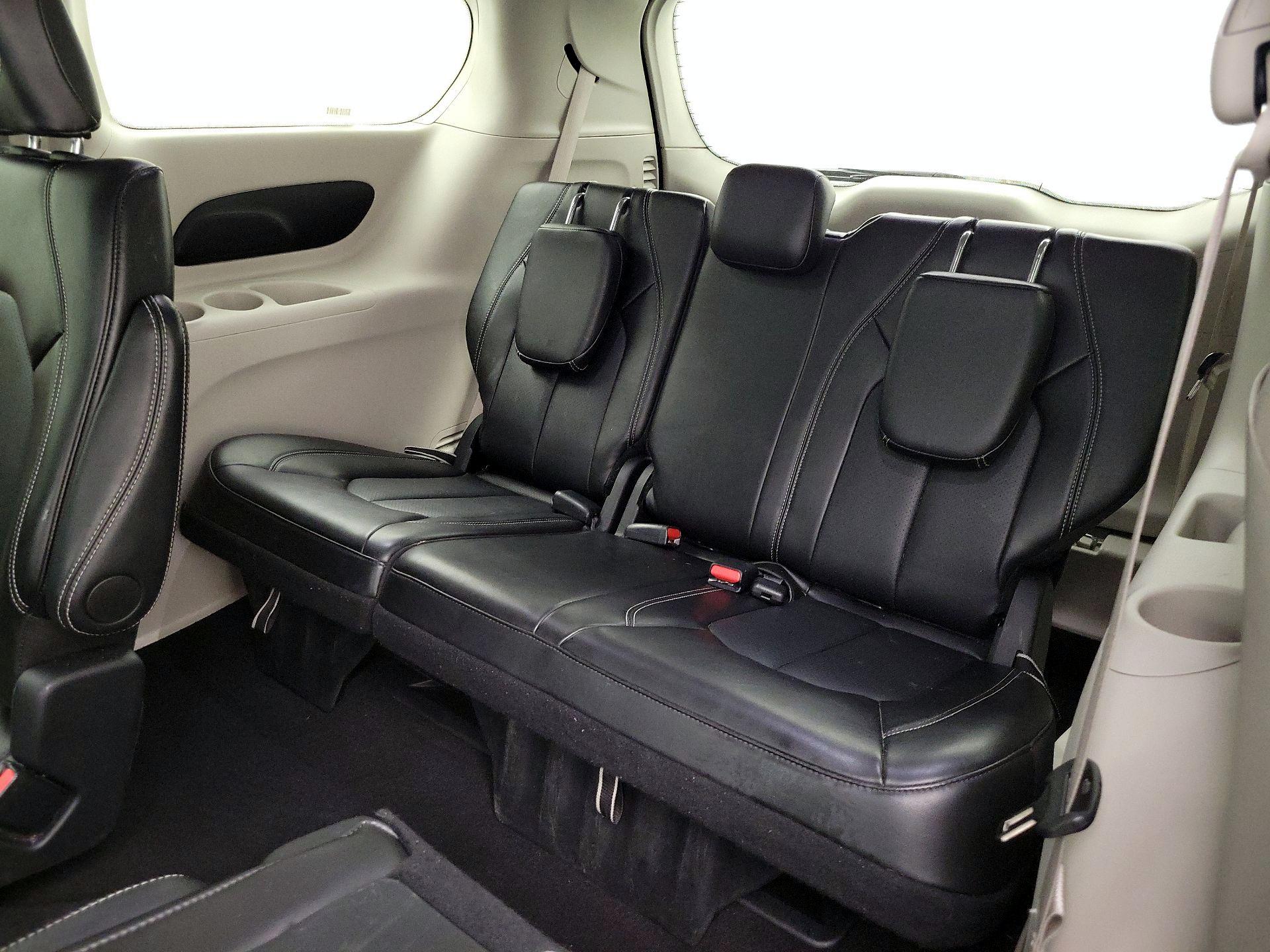 Thumbnail: 2024 Chrysler Pacifica - 20