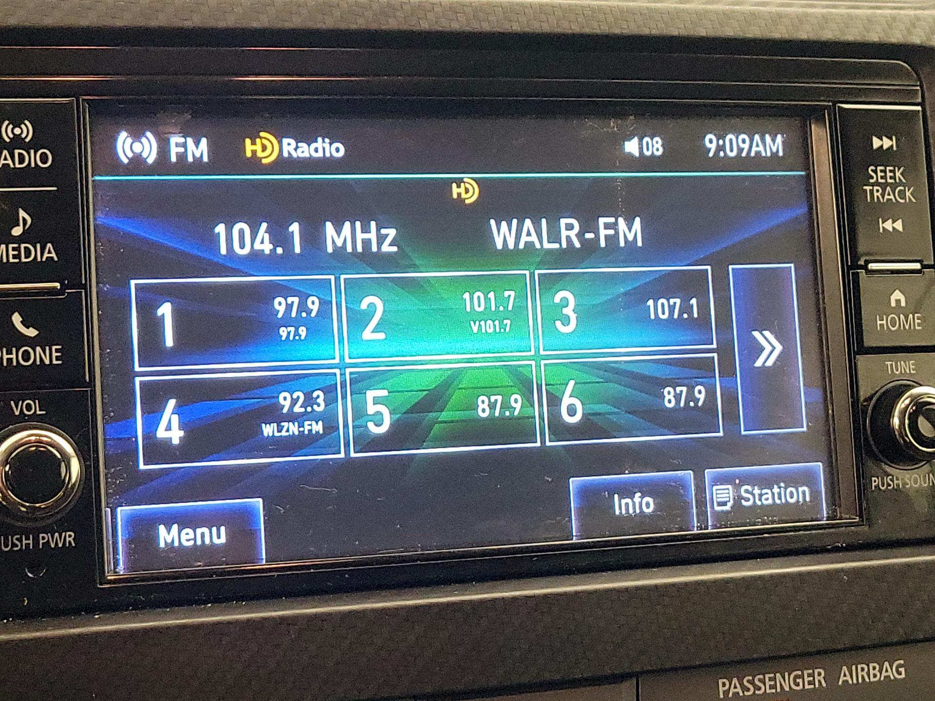 Thumbnail: 2024 Mitsubishi Outlander Sport - 15