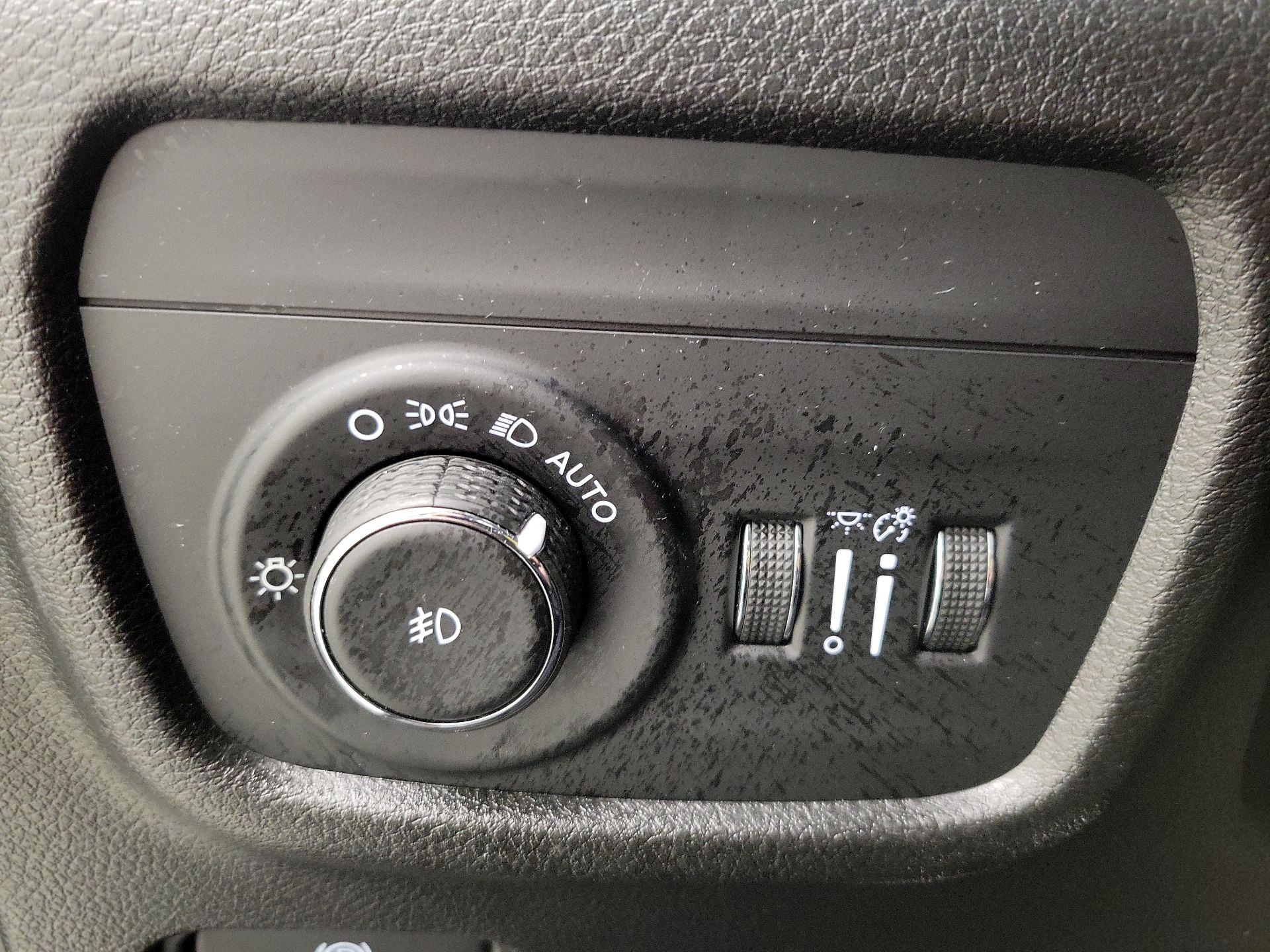 Thumbnail: 2023 Jeep Grand Cherokee - 13