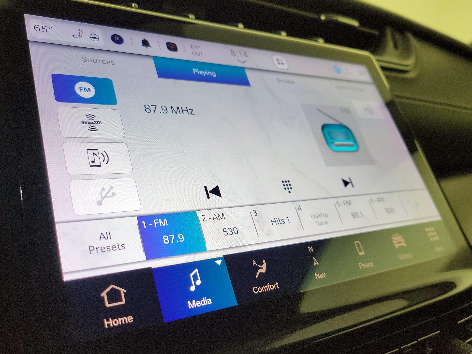 Thumbnail: 2023 Jeep Grand Cherokee - 16