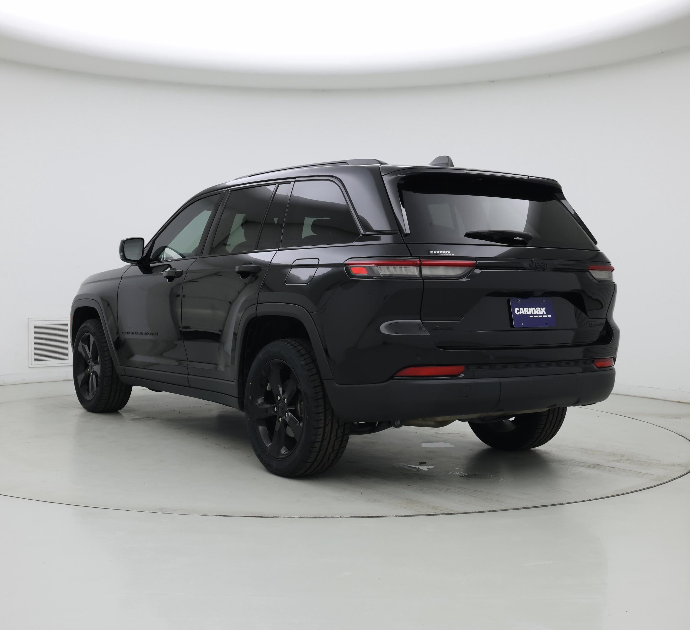 Thumbnail: 2023 Jeep Grand Cherokee - 2