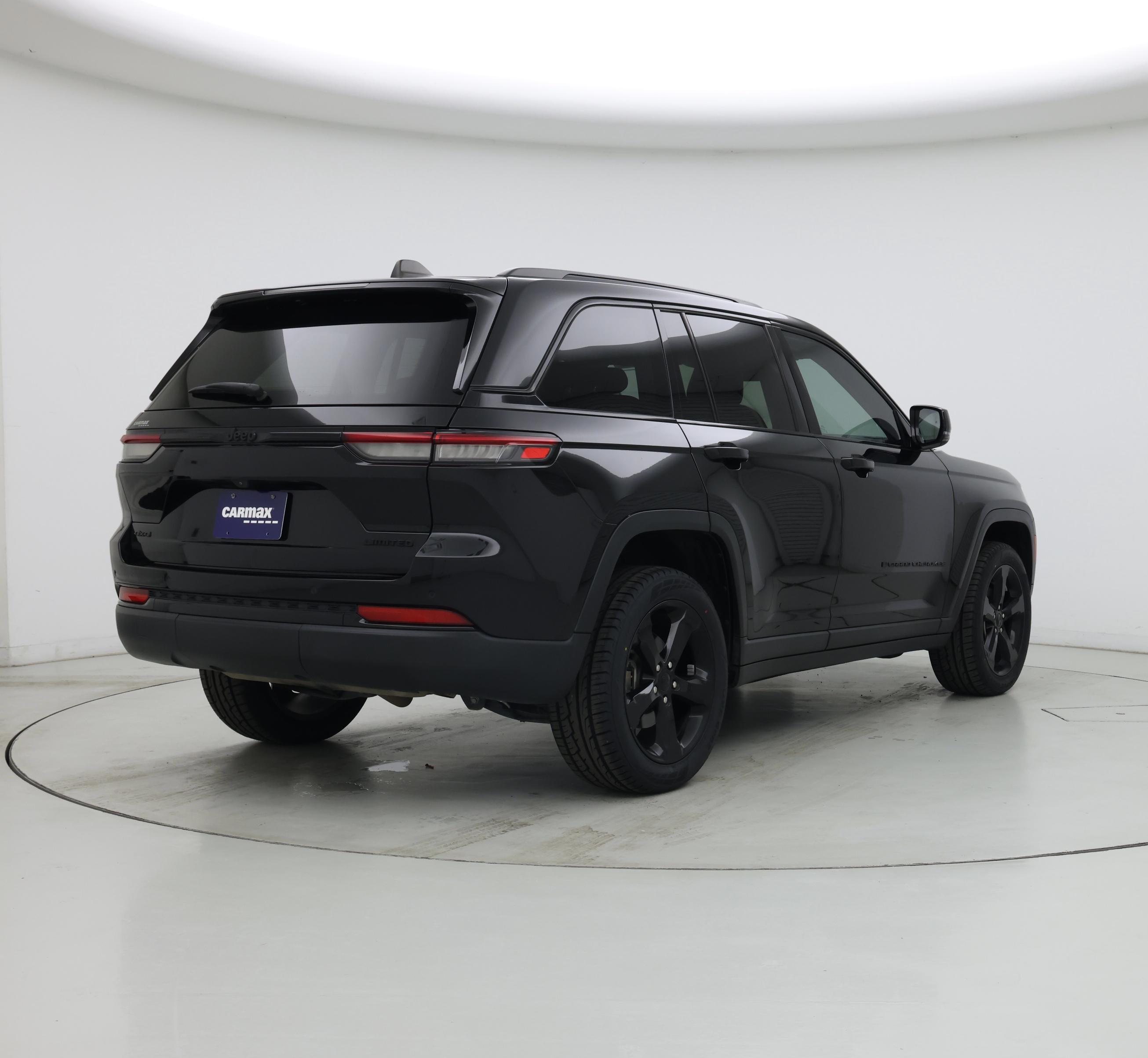 Thumbnail: 2023 Jeep Grand Cherokee - 8