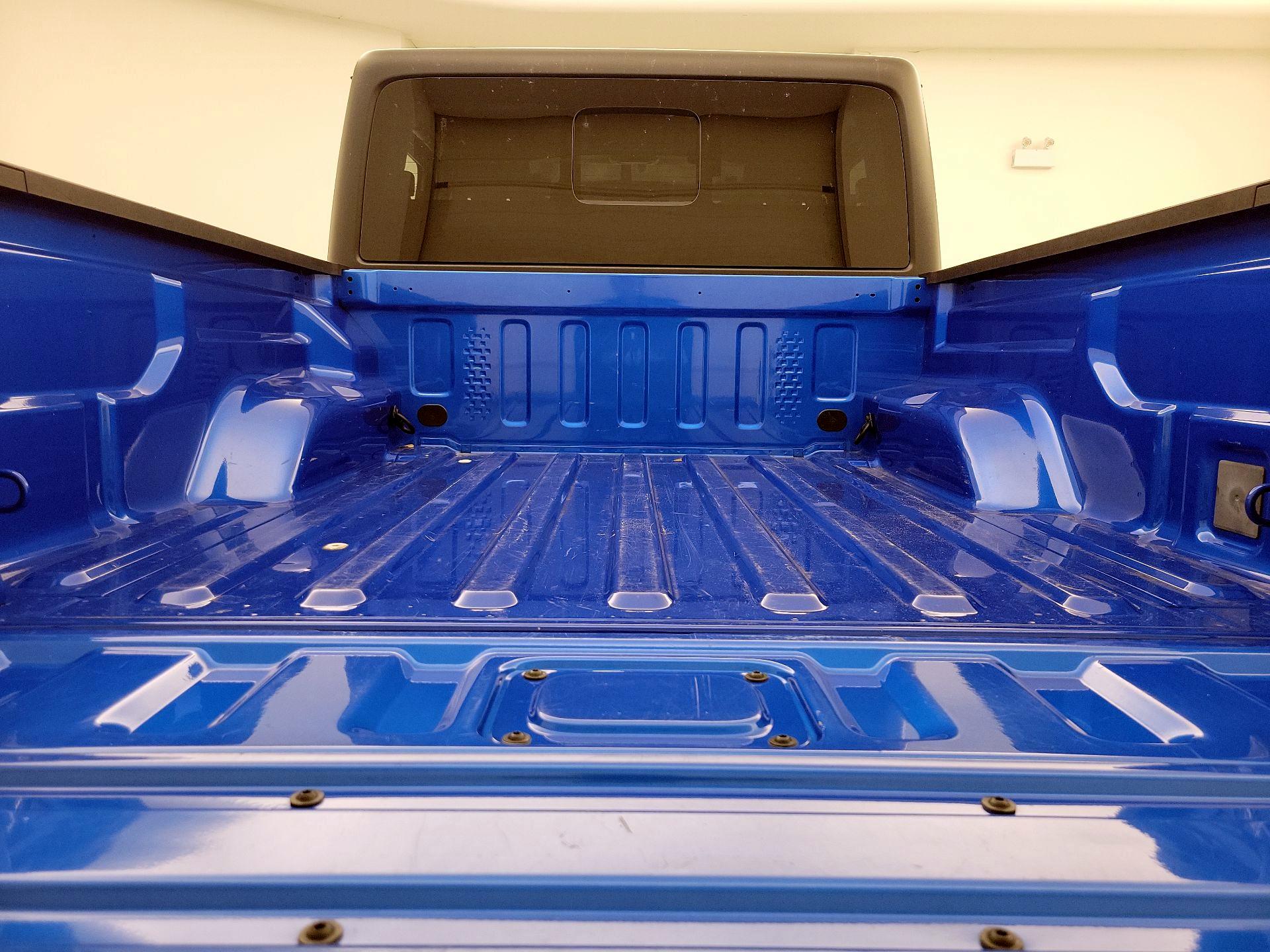 Thumbnail: 2021 Jeep Gladiator - 20