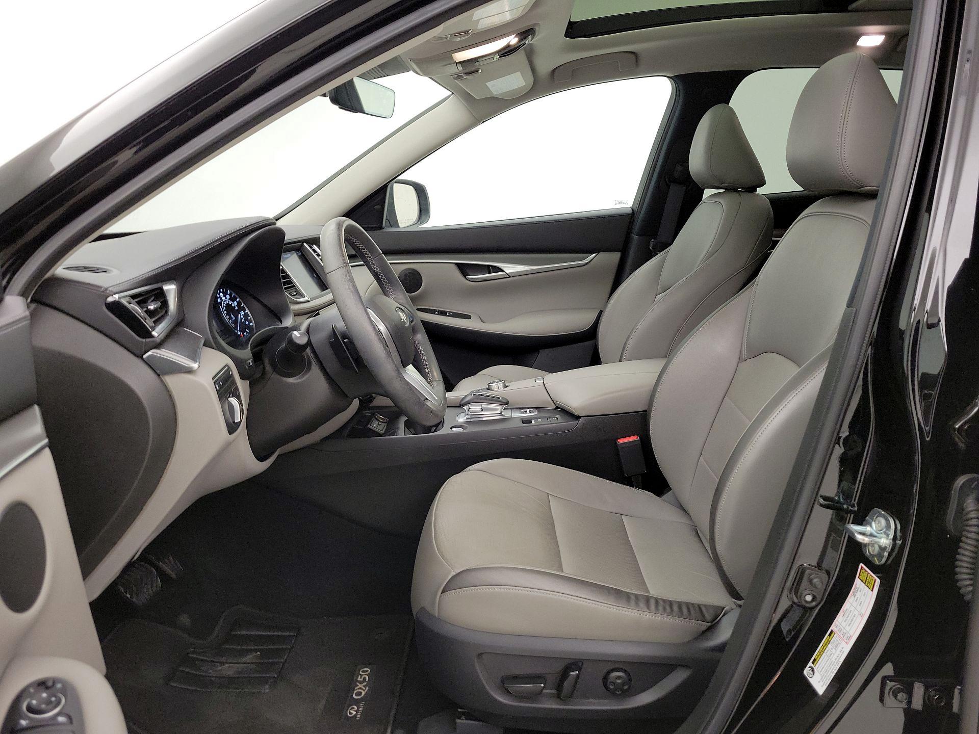 Thumbnail: 2023 INFINITI QX50 - 11