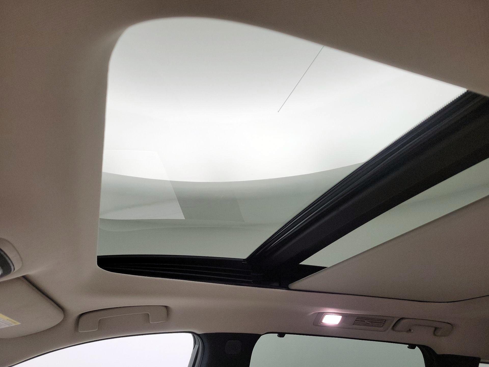 Thumbnail: 2023 INFINITI QX60 - 20