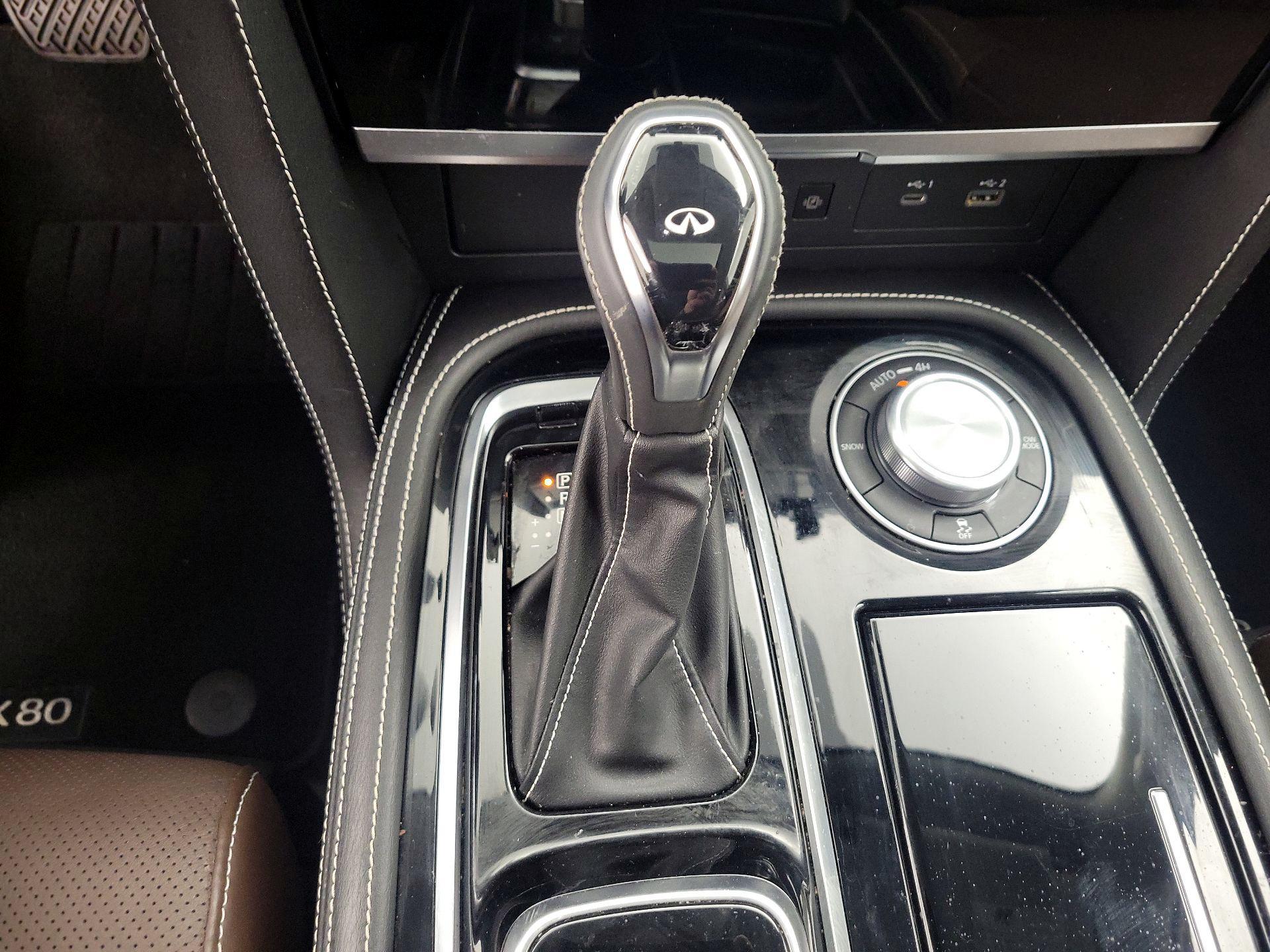 Thumbnail: 2023 INFINITI QX80 - 17