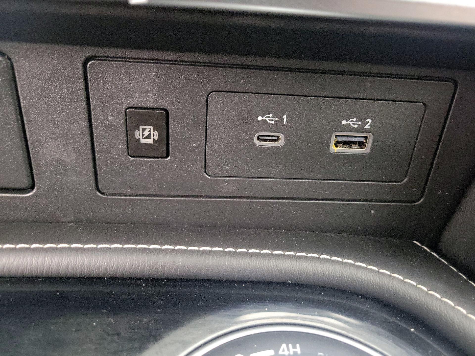 Thumbnail: 2023 INFINITI QX80 - 18