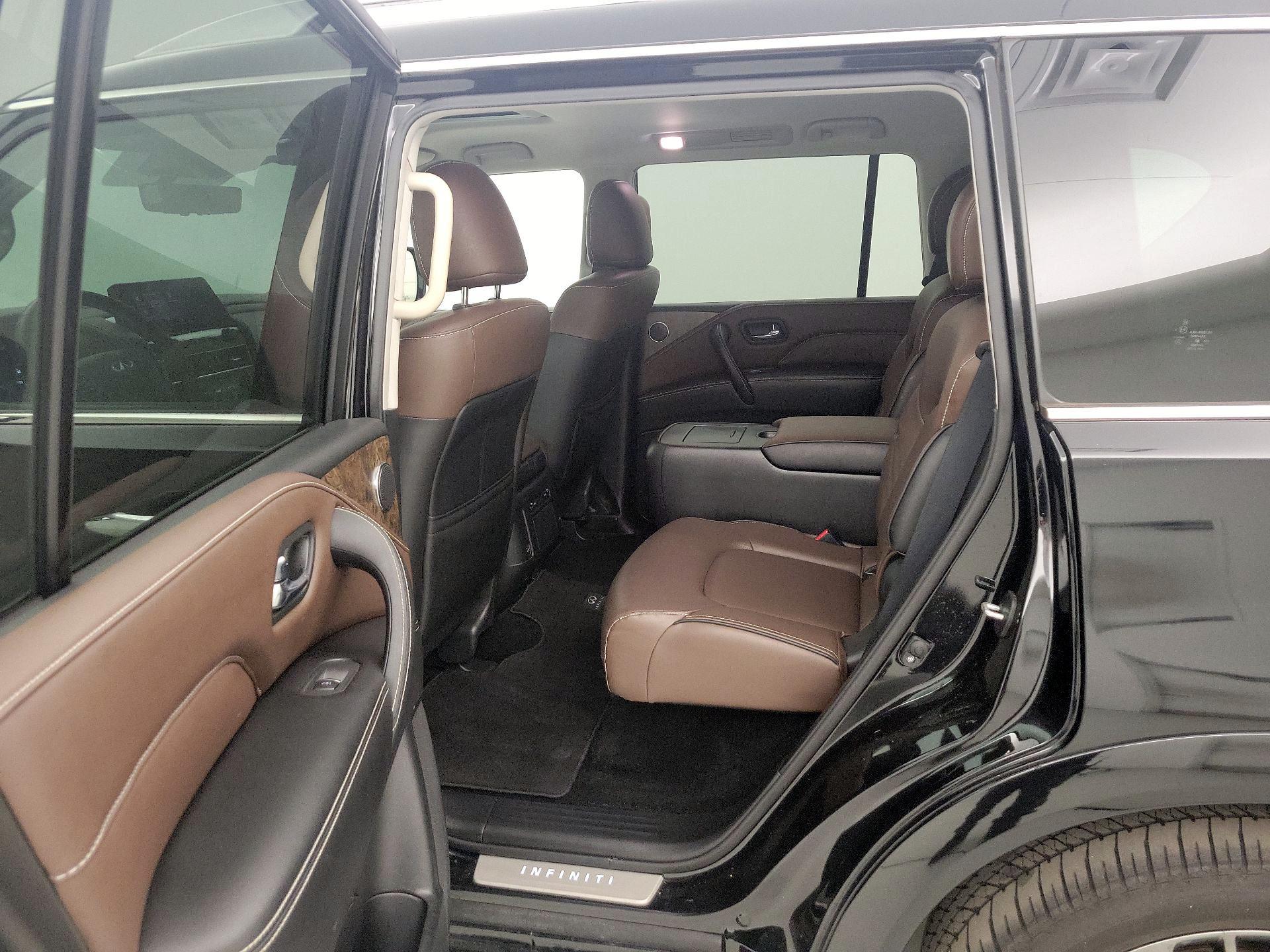 Thumbnail: 2023 INFINITI QX80 - 20