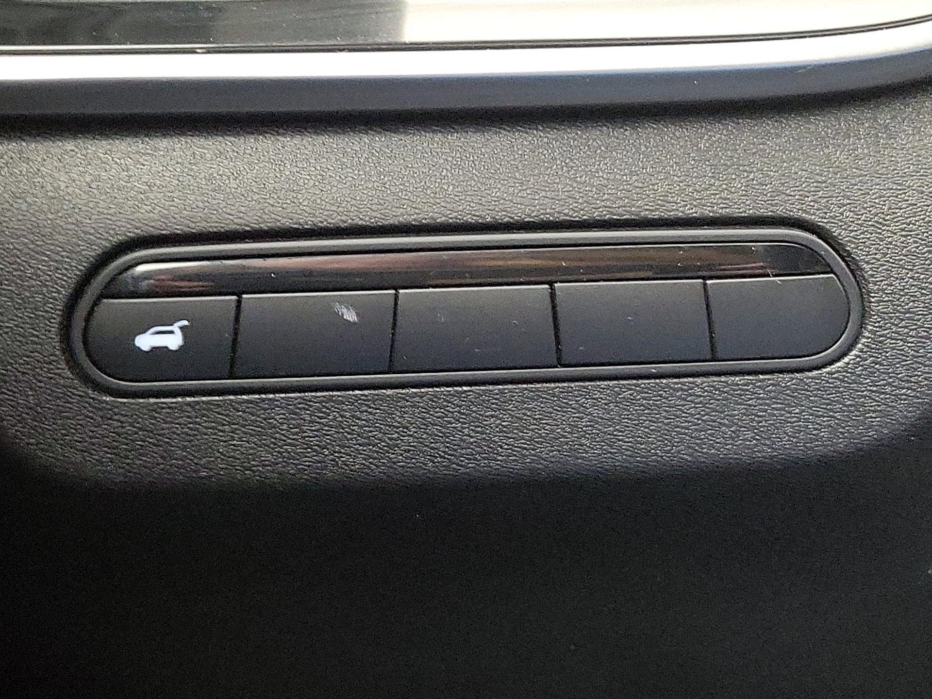 Thumbnail: 2023 INFINITI QX60 - 13