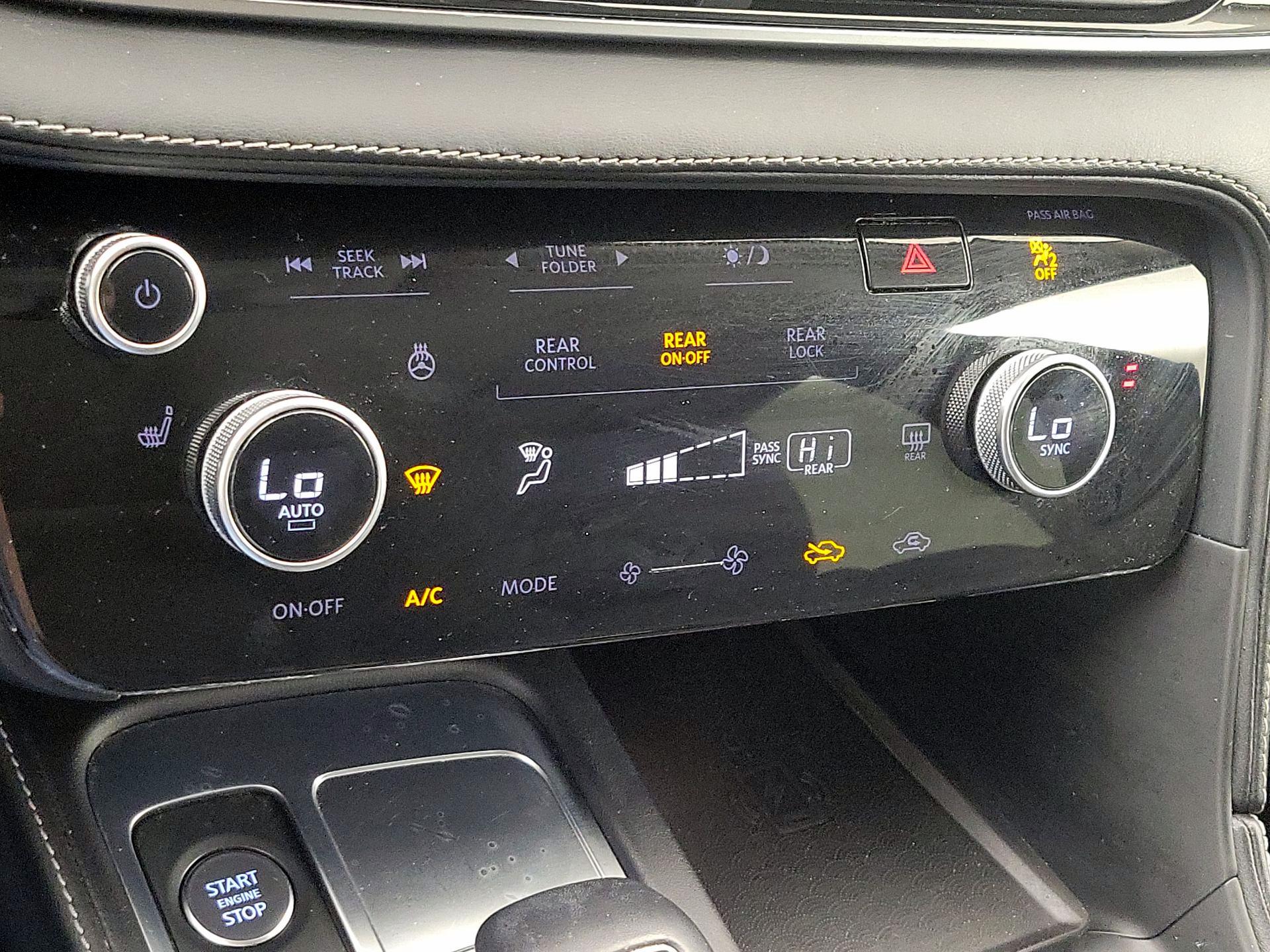 Thumbnail: 2023 INFINITI QX60 - 16