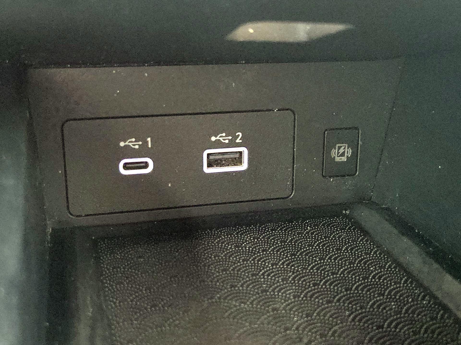 Thumbnail: 2023 INFINITI QX60 - 18