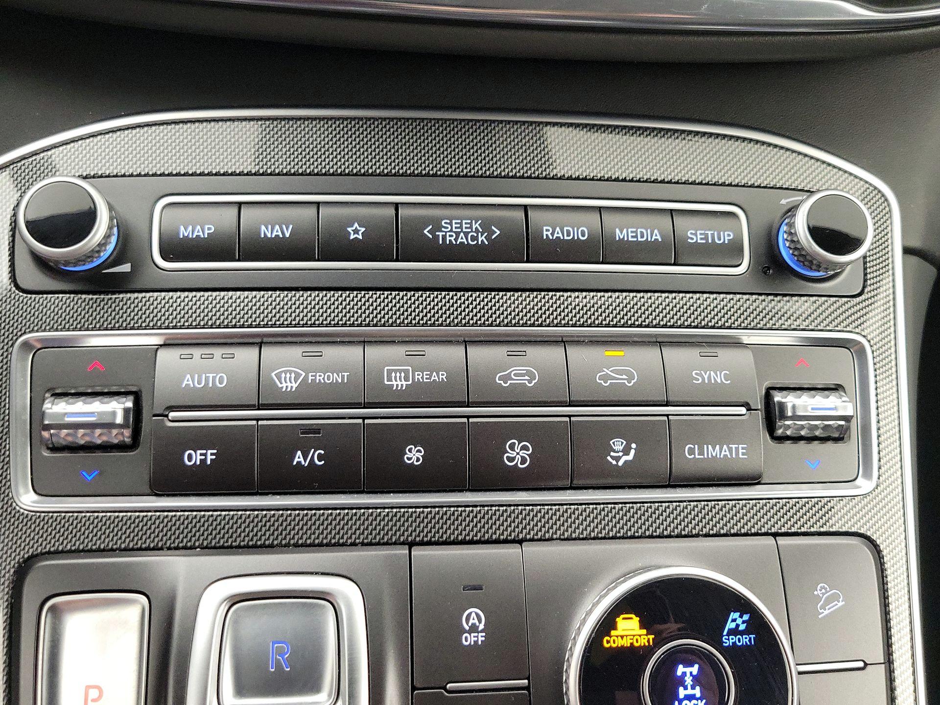 Thumbnail: 2023 Hyundai Santa Fe - 17