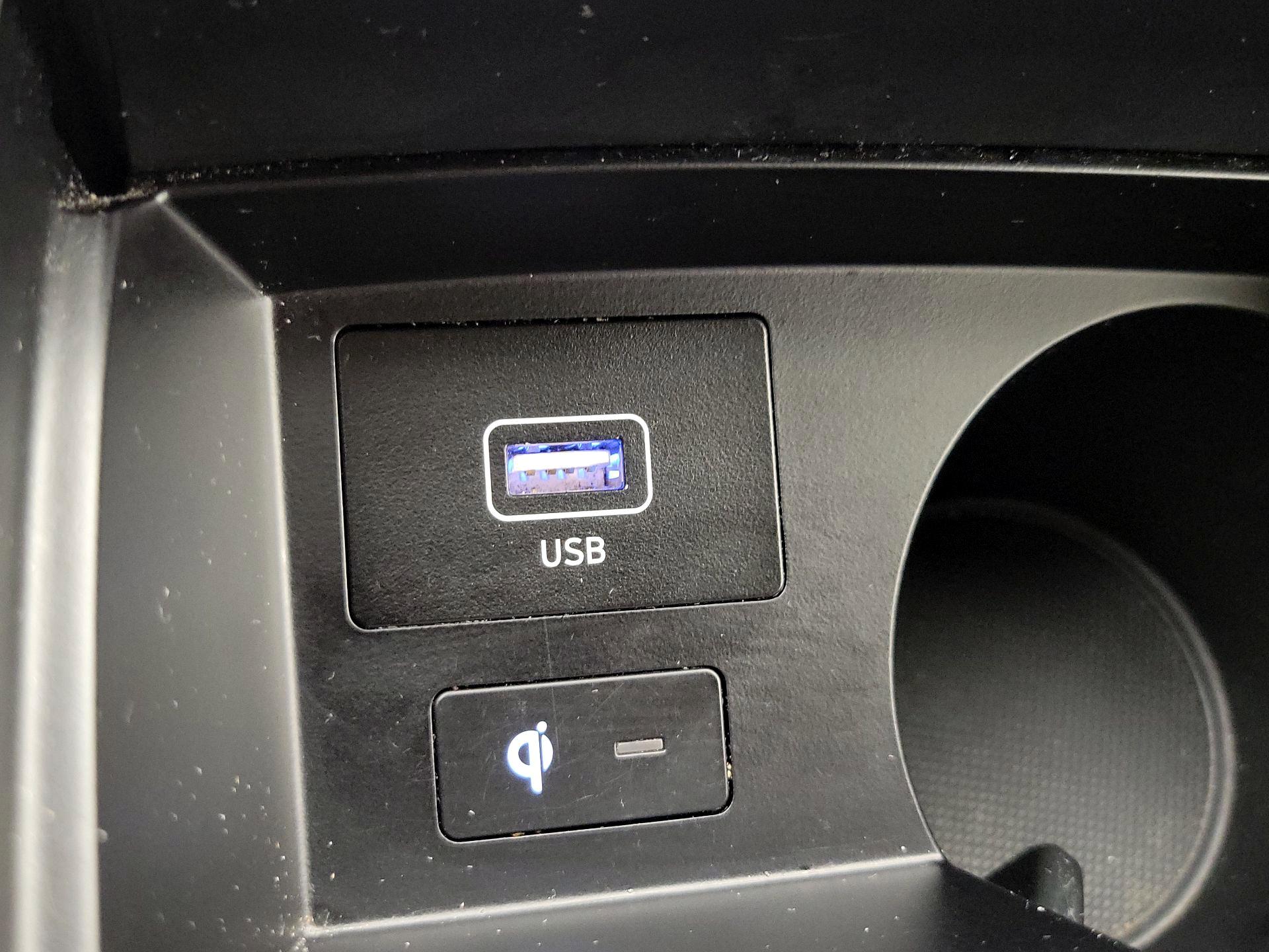 Thumbnail: 2023 Hyundai Santa Fe - 19