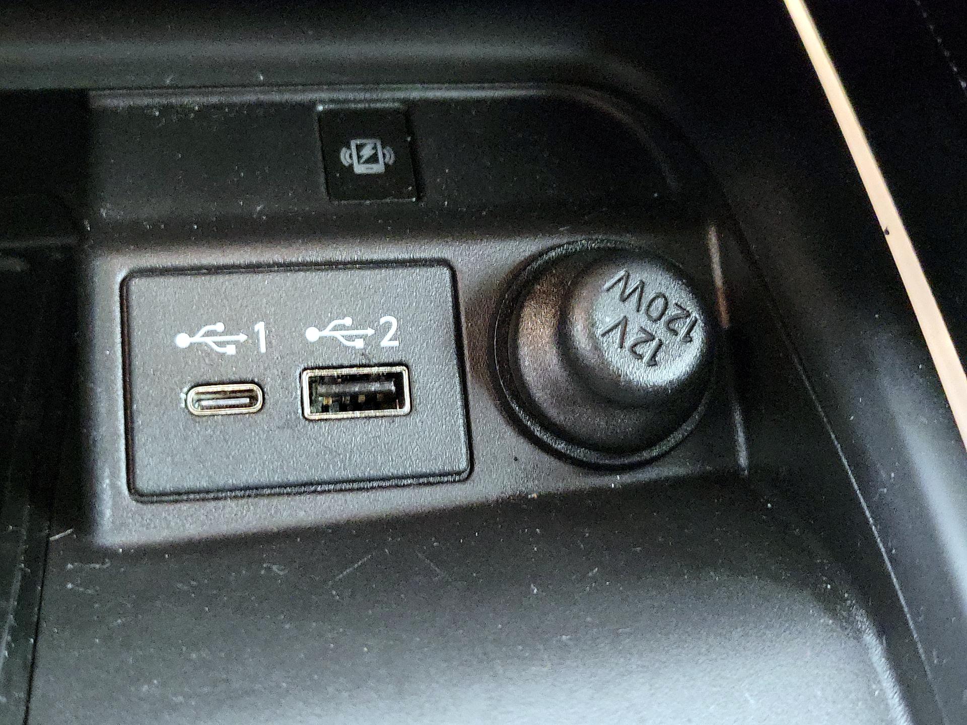 Thumbnail: 2023 INFINITI QX50 - 19