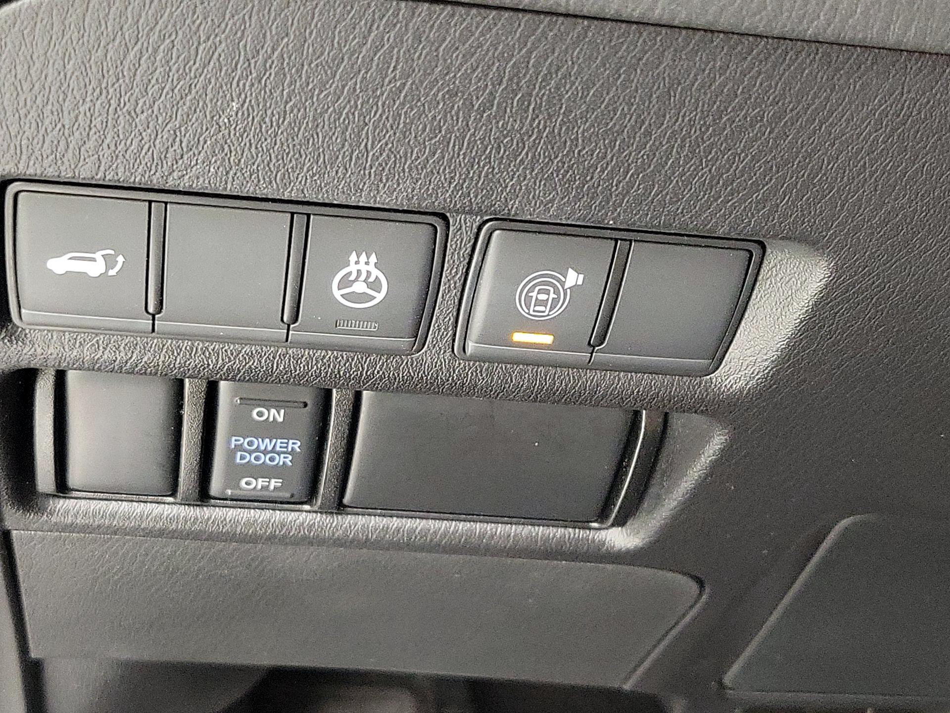 Thumbnail: 2023 INFINITI QX80 - 13