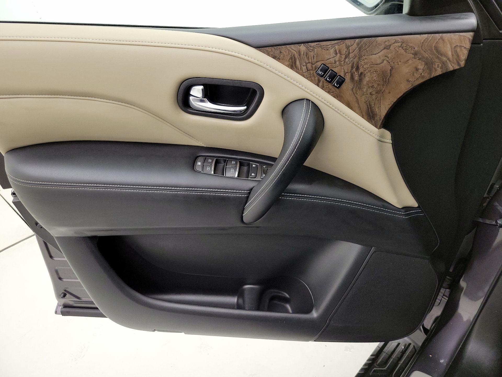 Thumbnail: 2023 INFINITI QX80 - 12