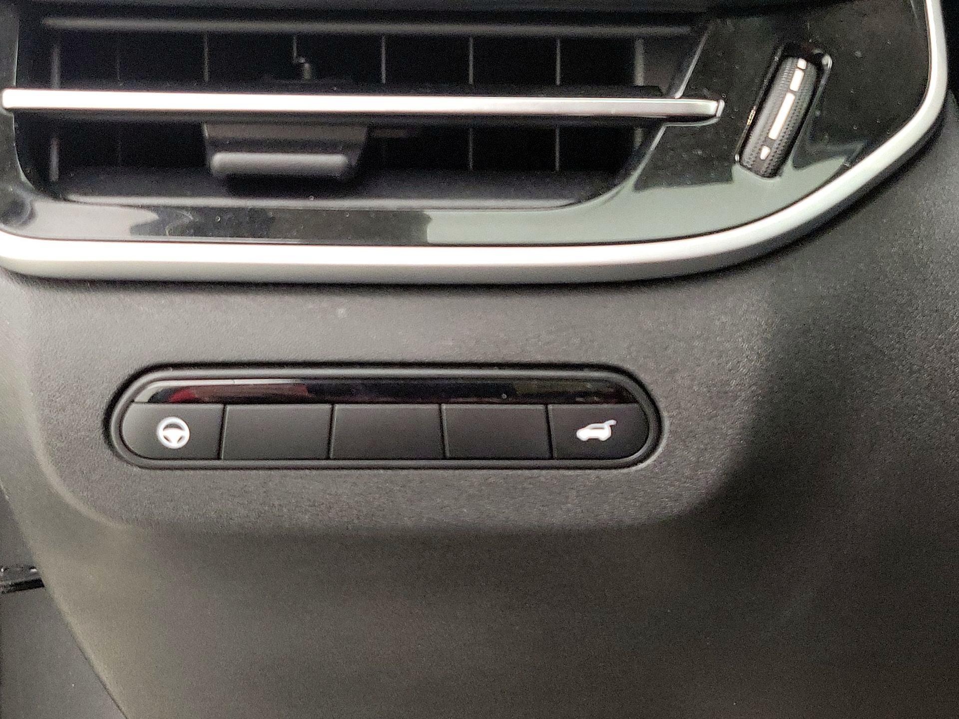 Thumbnail: 2022 INFINITI QX60 - 13