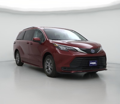 2024 Toyota Sienna Hybrid LE