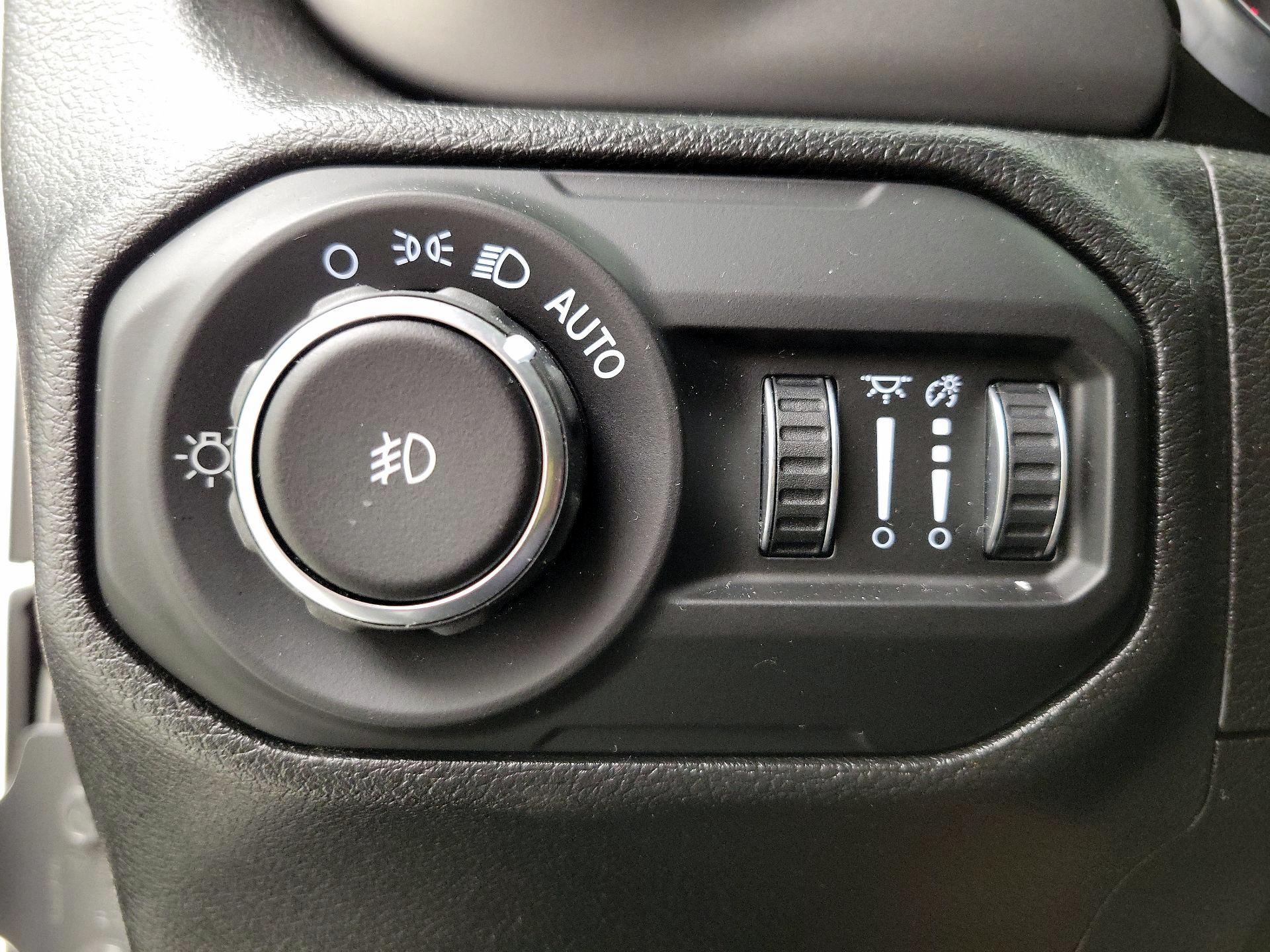 Thumbnail: 2022 Jeep Wrangler - 13