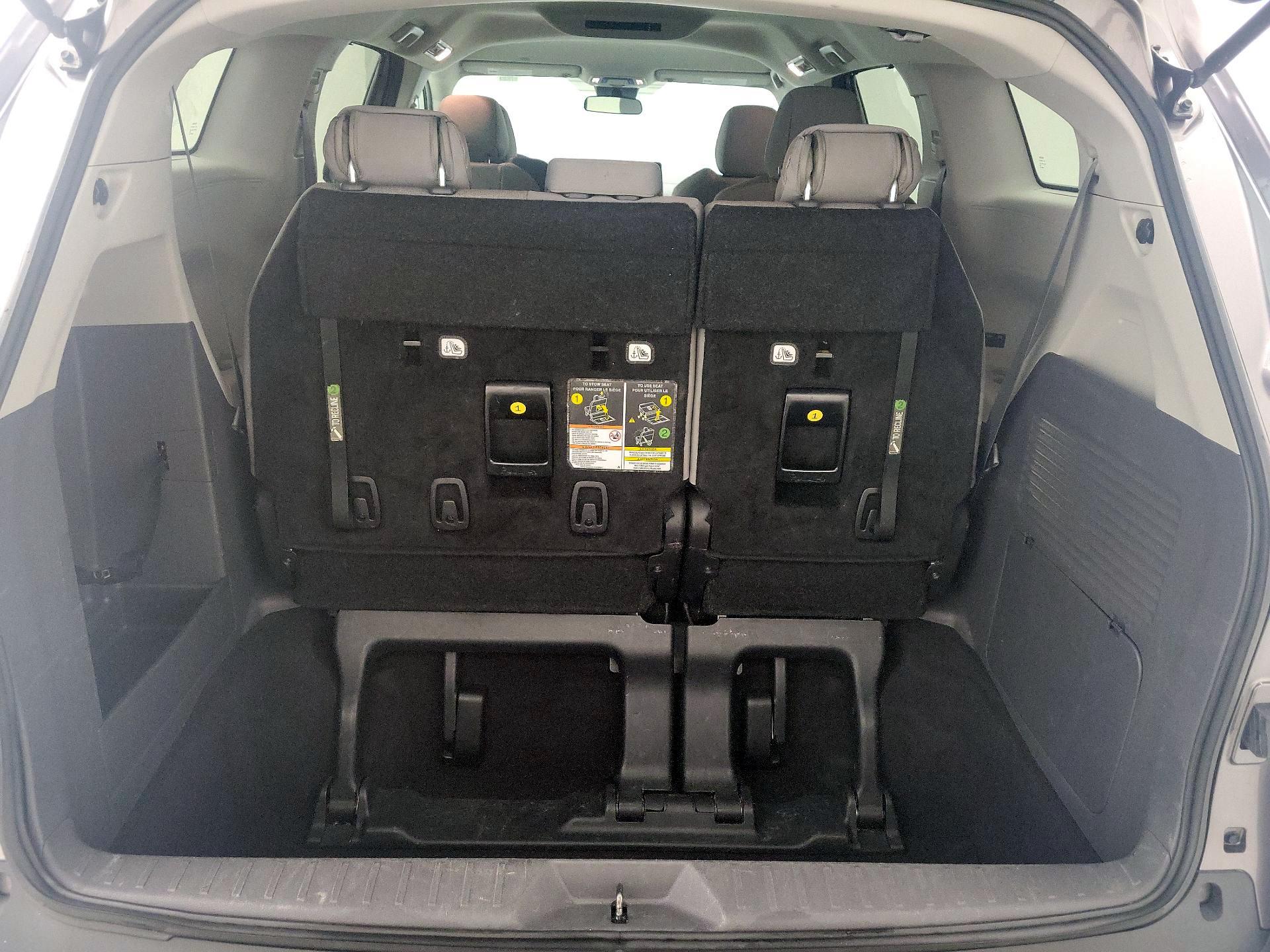 Thumbnail: 2024 Toyota Sienna - 20