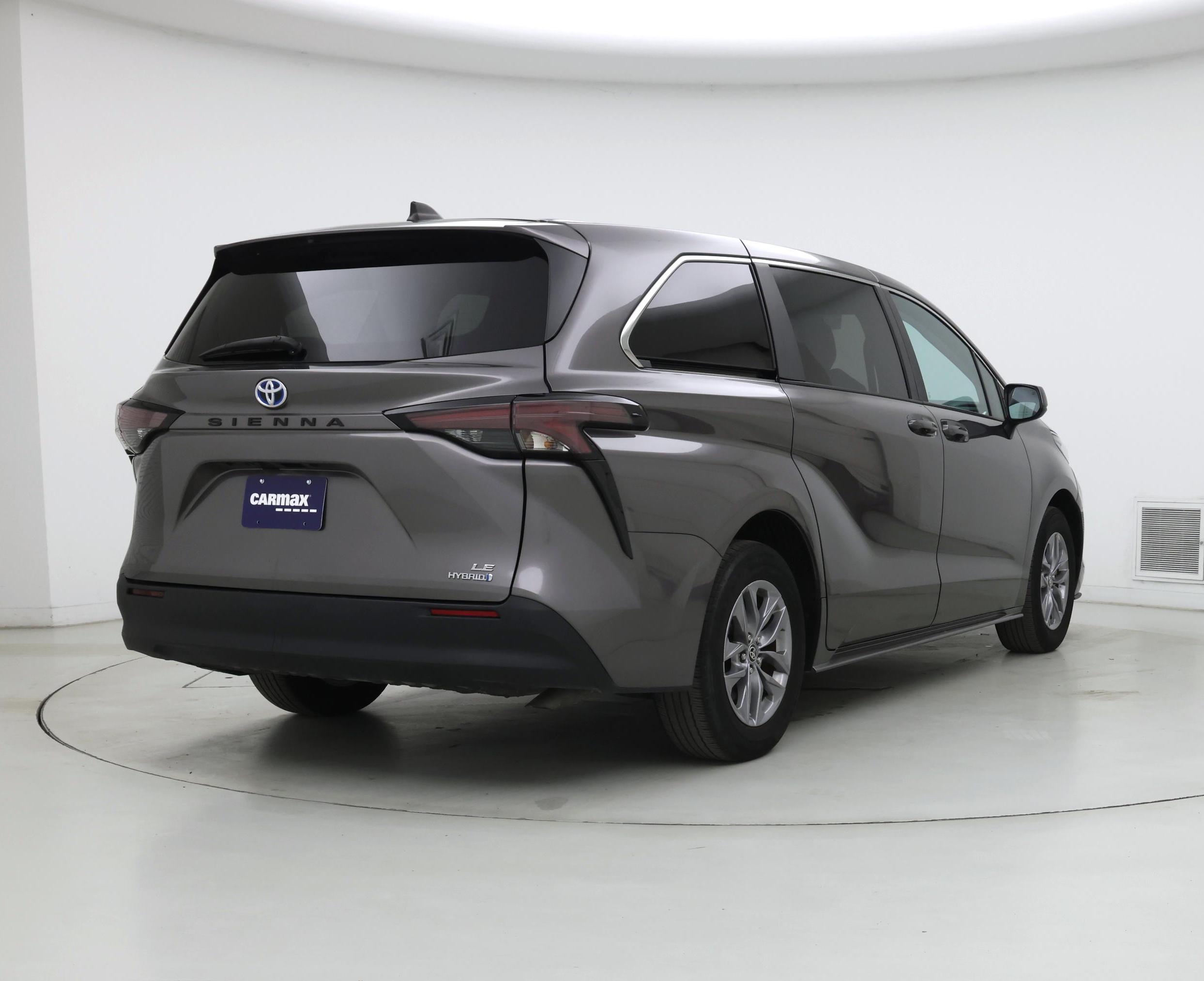 Thumbnail: 2024 Toyota Sienna - 8