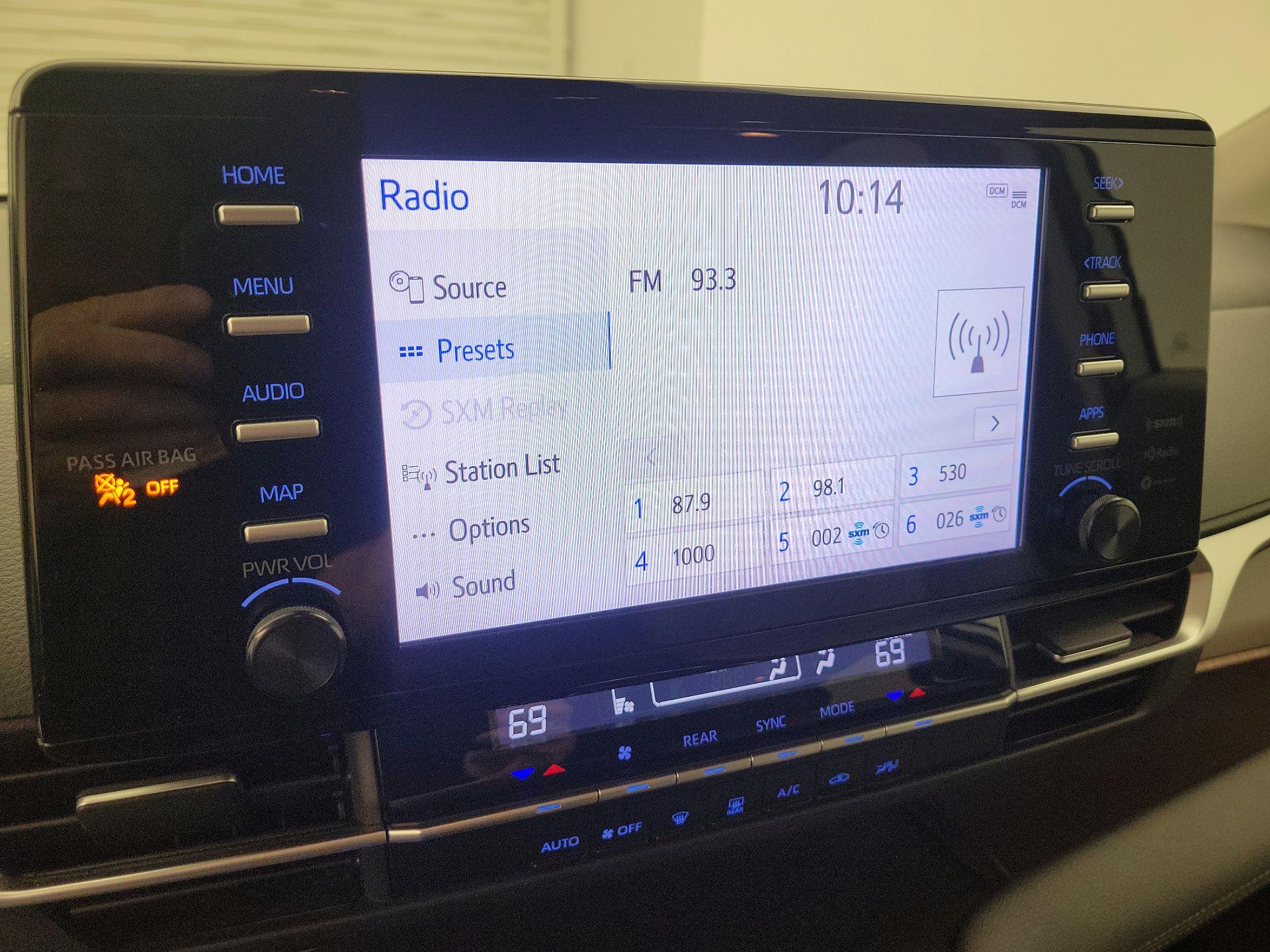 Thumbnail: 2024 Toyota Sienna - 15