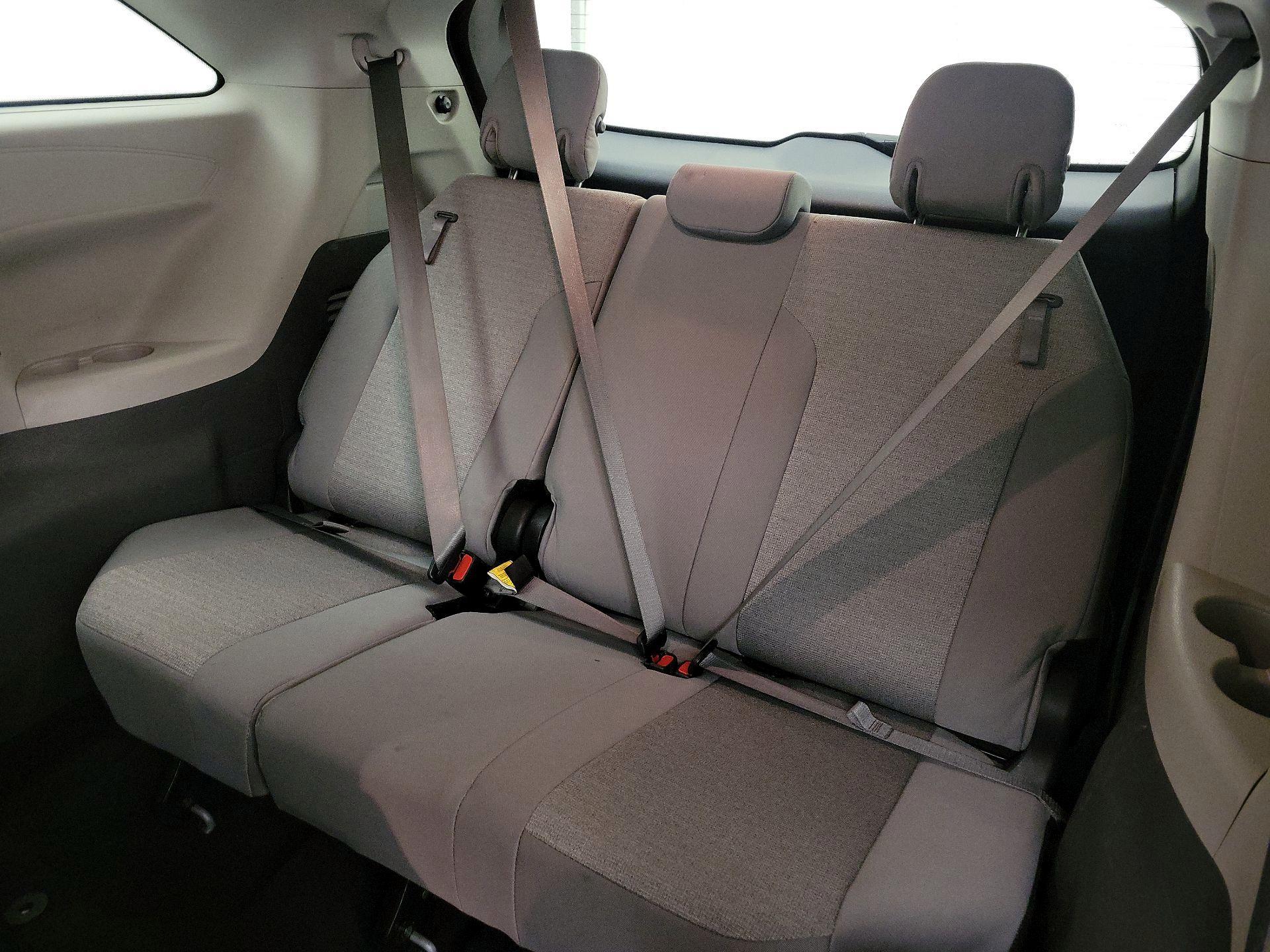 Thumbnail: 2024 Toyota Sienna - 20