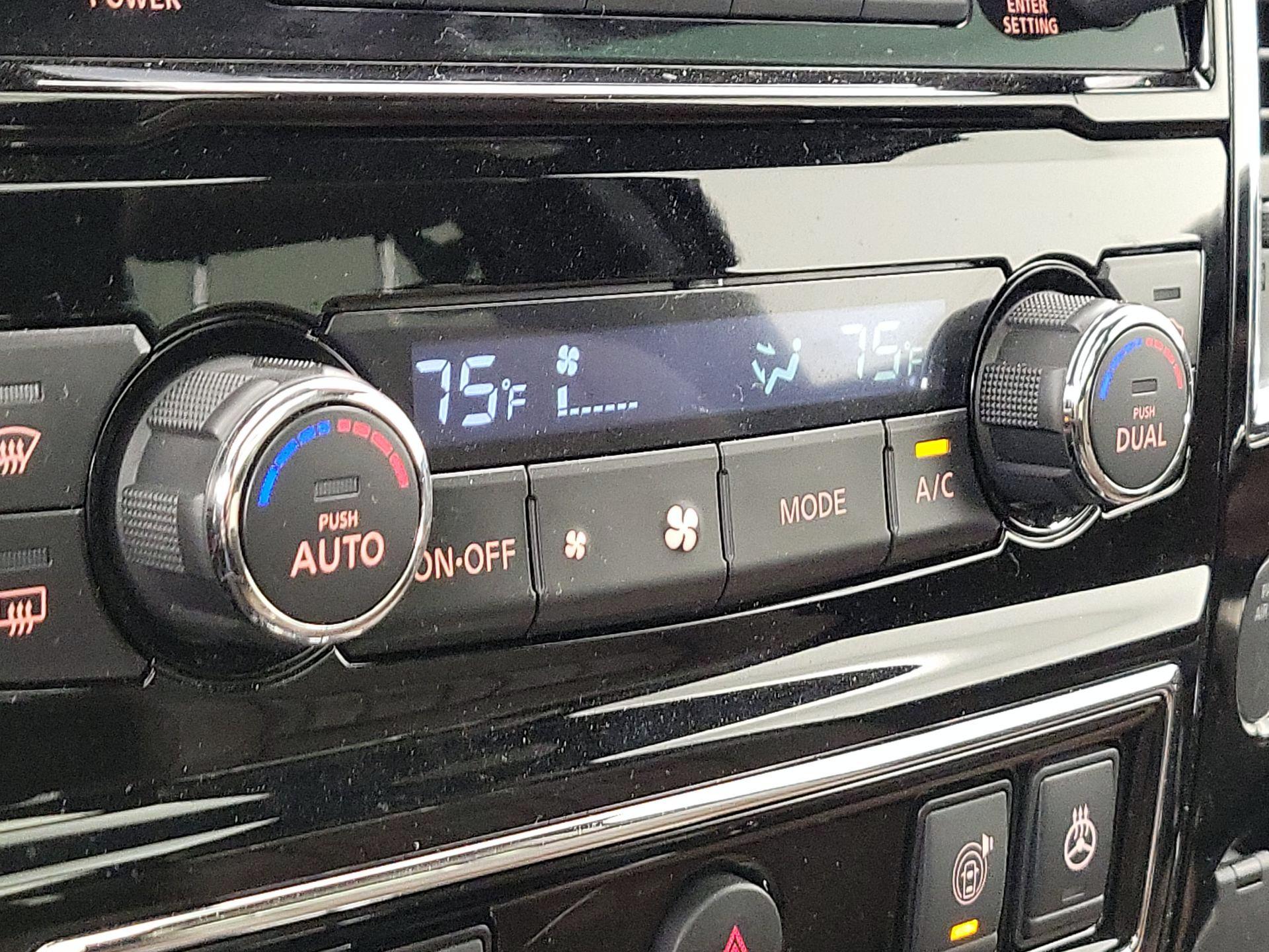 Thumbnail: 2020 Nissan Titan - 16