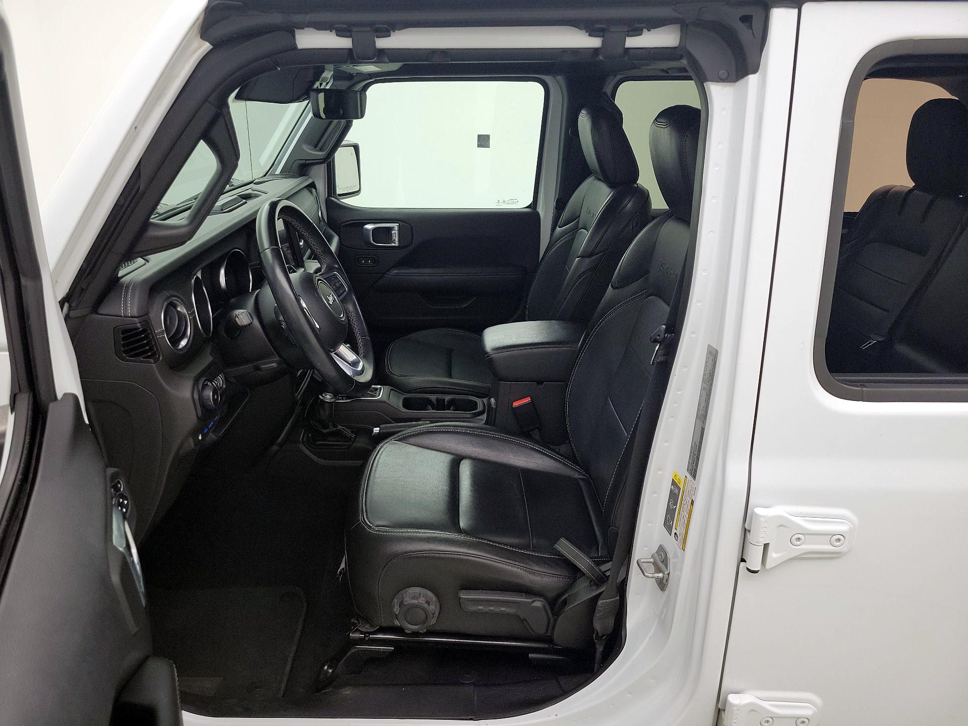 Thumbnail: 2022 Jeep Wrangler - 11