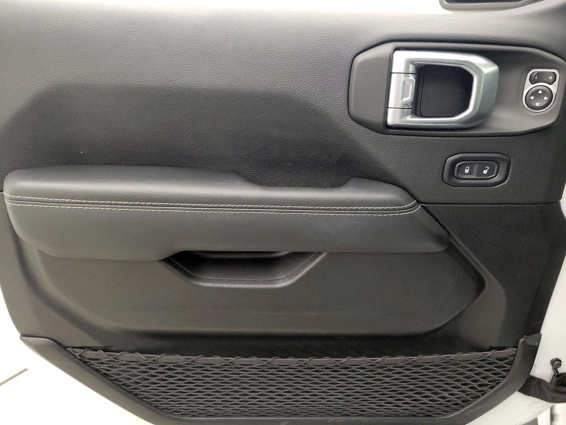 Thumbnail: 2022 Jeep Wrangler - 12