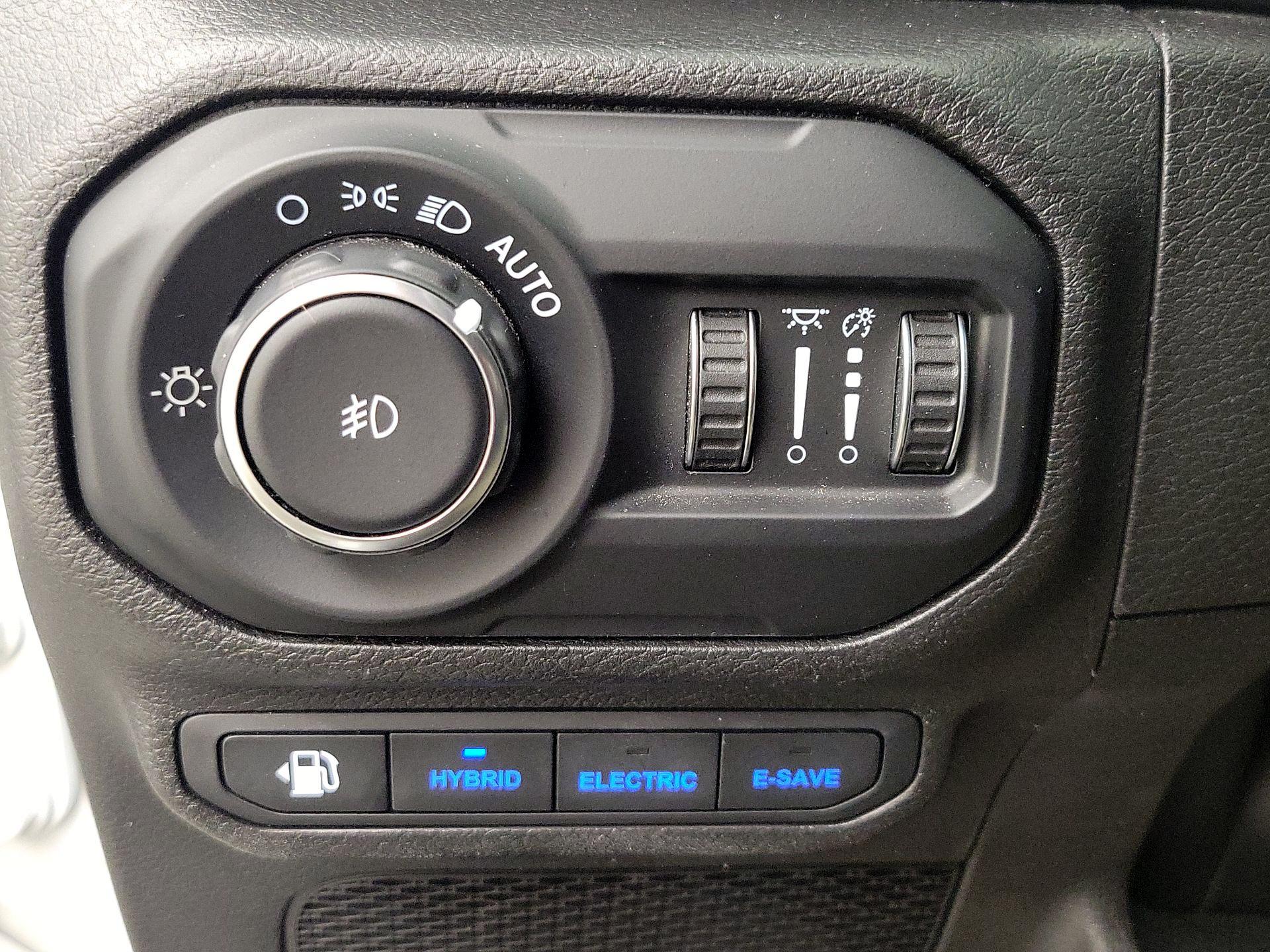 Thumbnail: 2022 Jeep Wrangler - 13