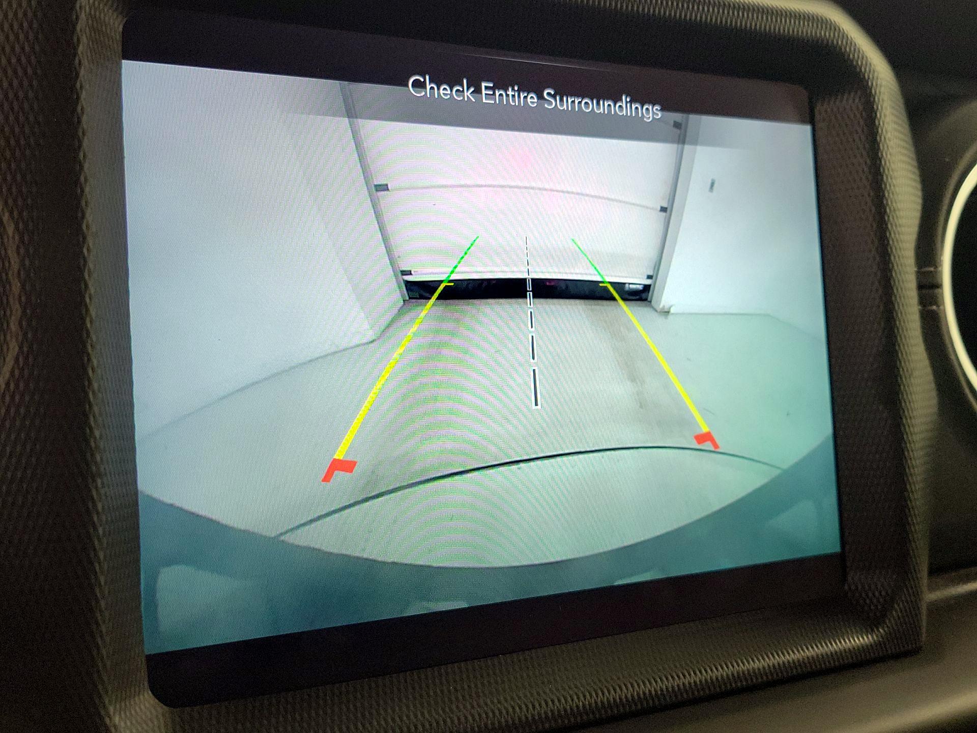 Thumbnail: 2022 Jeep Wrangler - 15