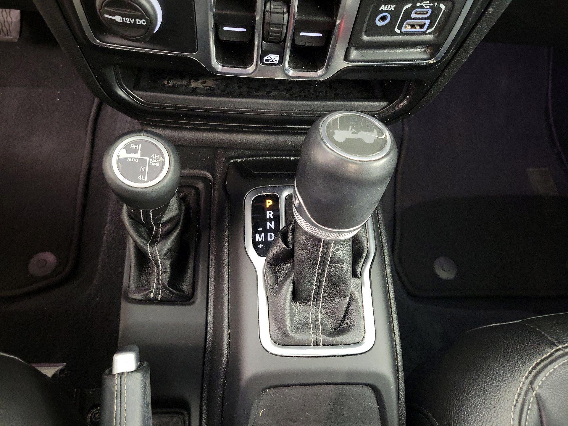 Thumbnail: 2022 Jeep Wrangler - 18